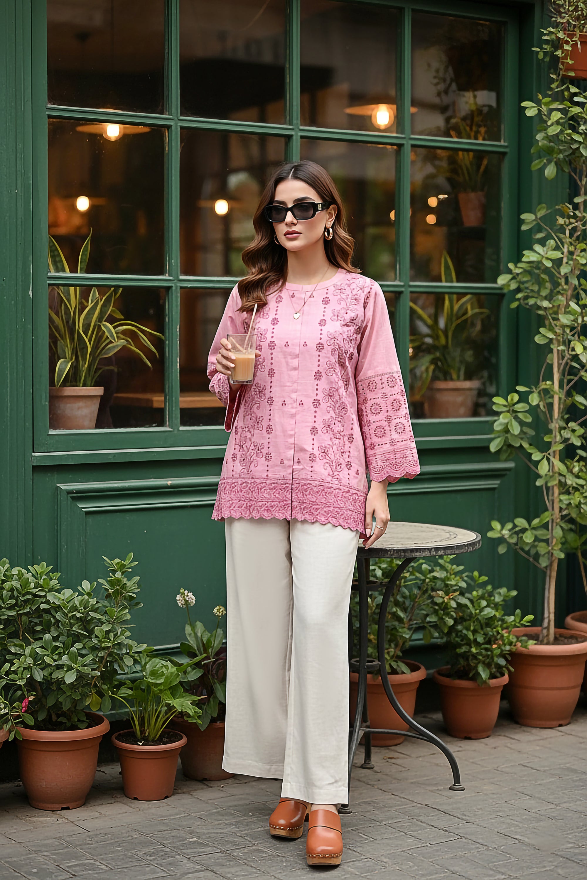 cambric Kurti in Baby pink