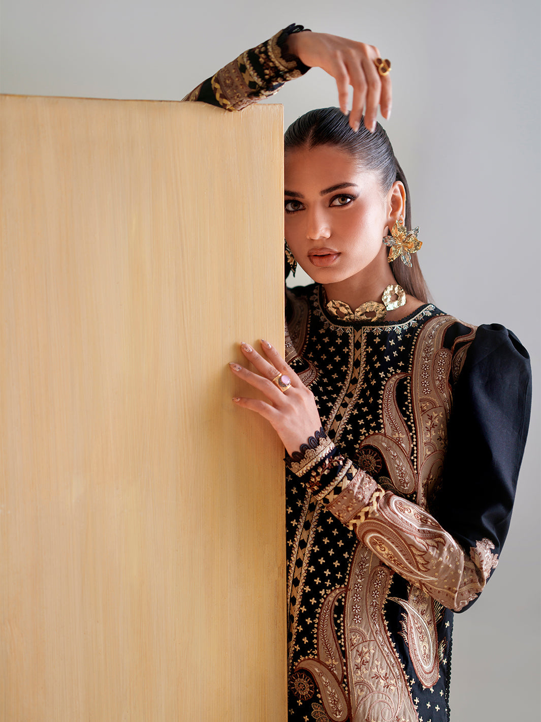 Amour Luxury Lawn – 185-B