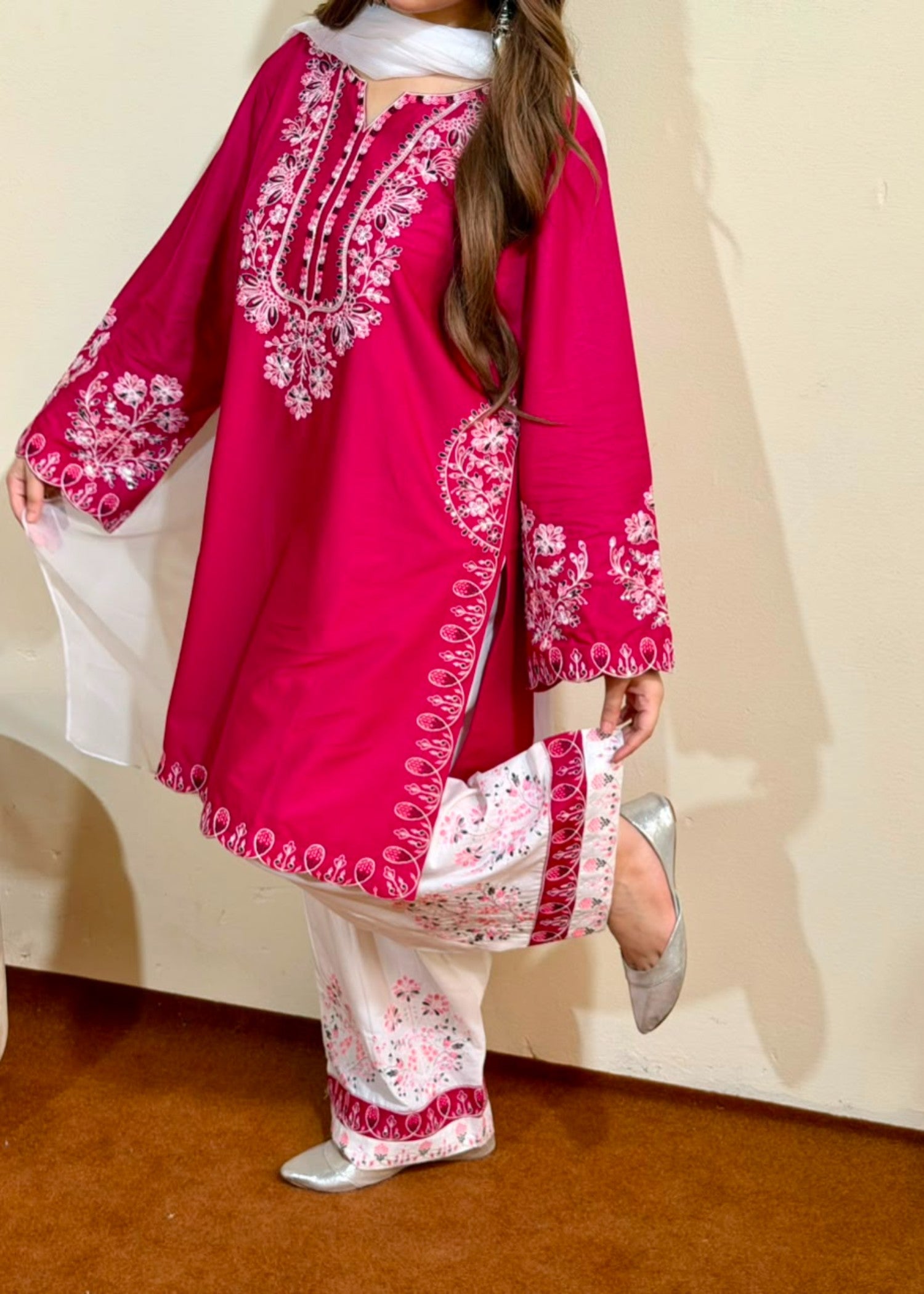 lawn Kurta Set in Vivid pink
