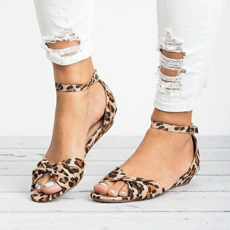 Buckle mid-heel sandals