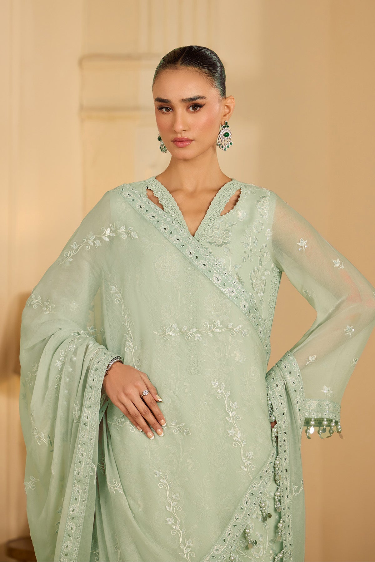 Luxury Festive Formals – 2252-Zehnora