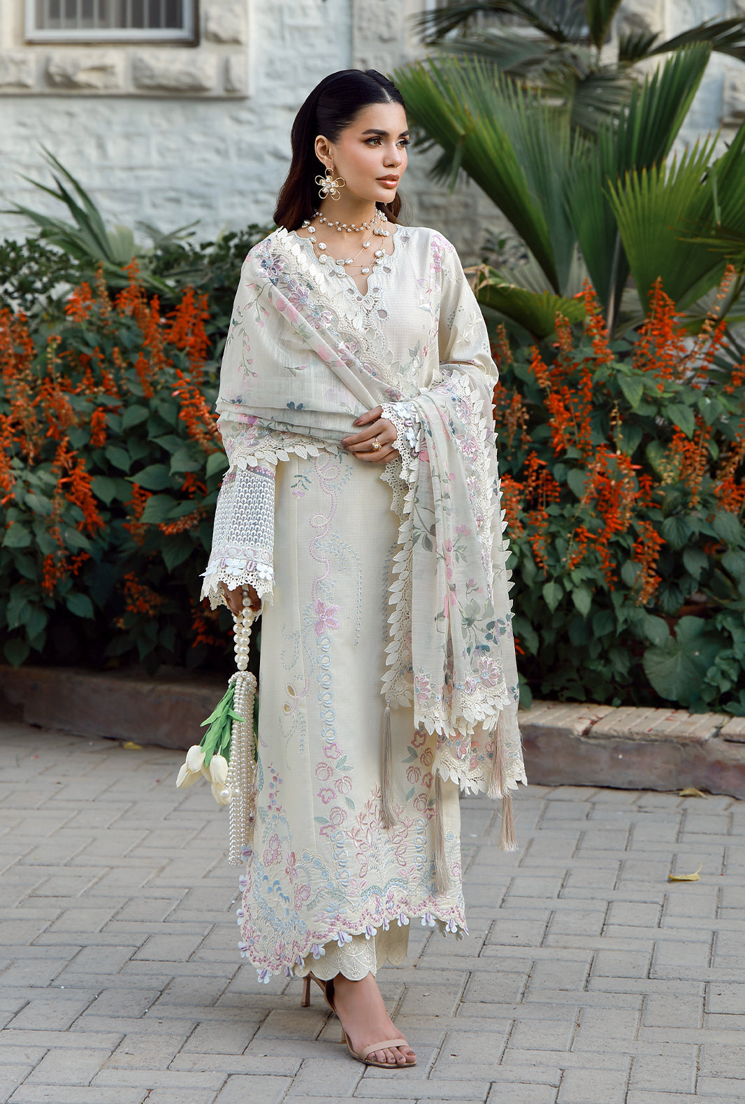 AJR Alif Signature Lawn – Zova