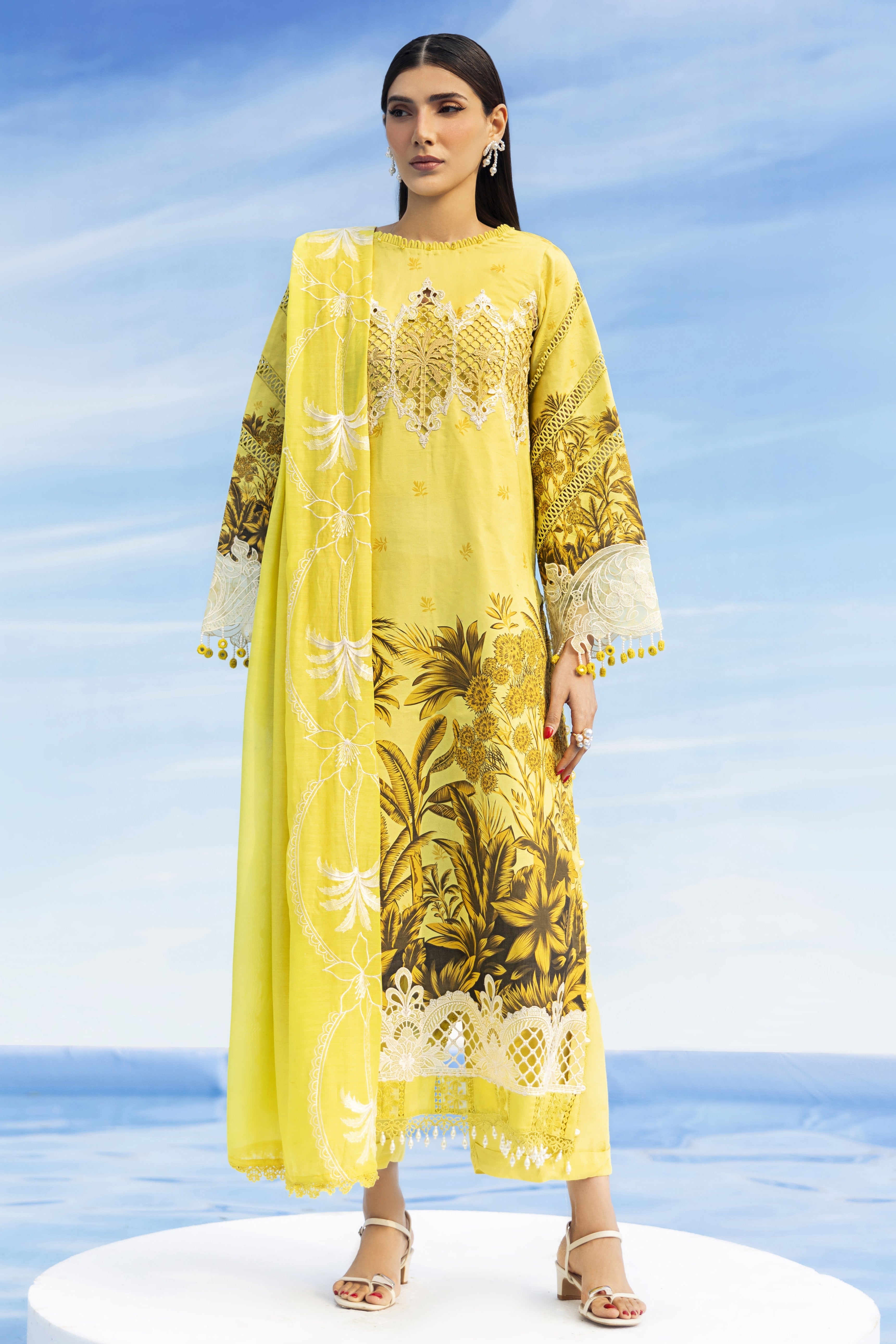 Ivy Bloom Lawn – IB-15