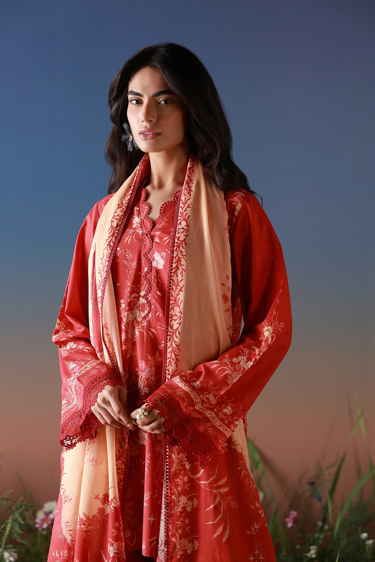 Mirha Lawn – Crimson Heirloom