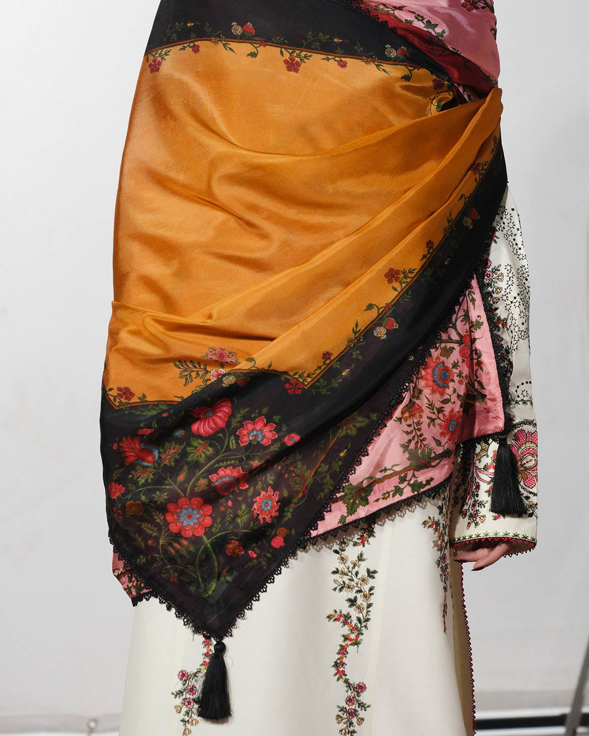 Jugnu Spring/Summer Lawn – Rasti