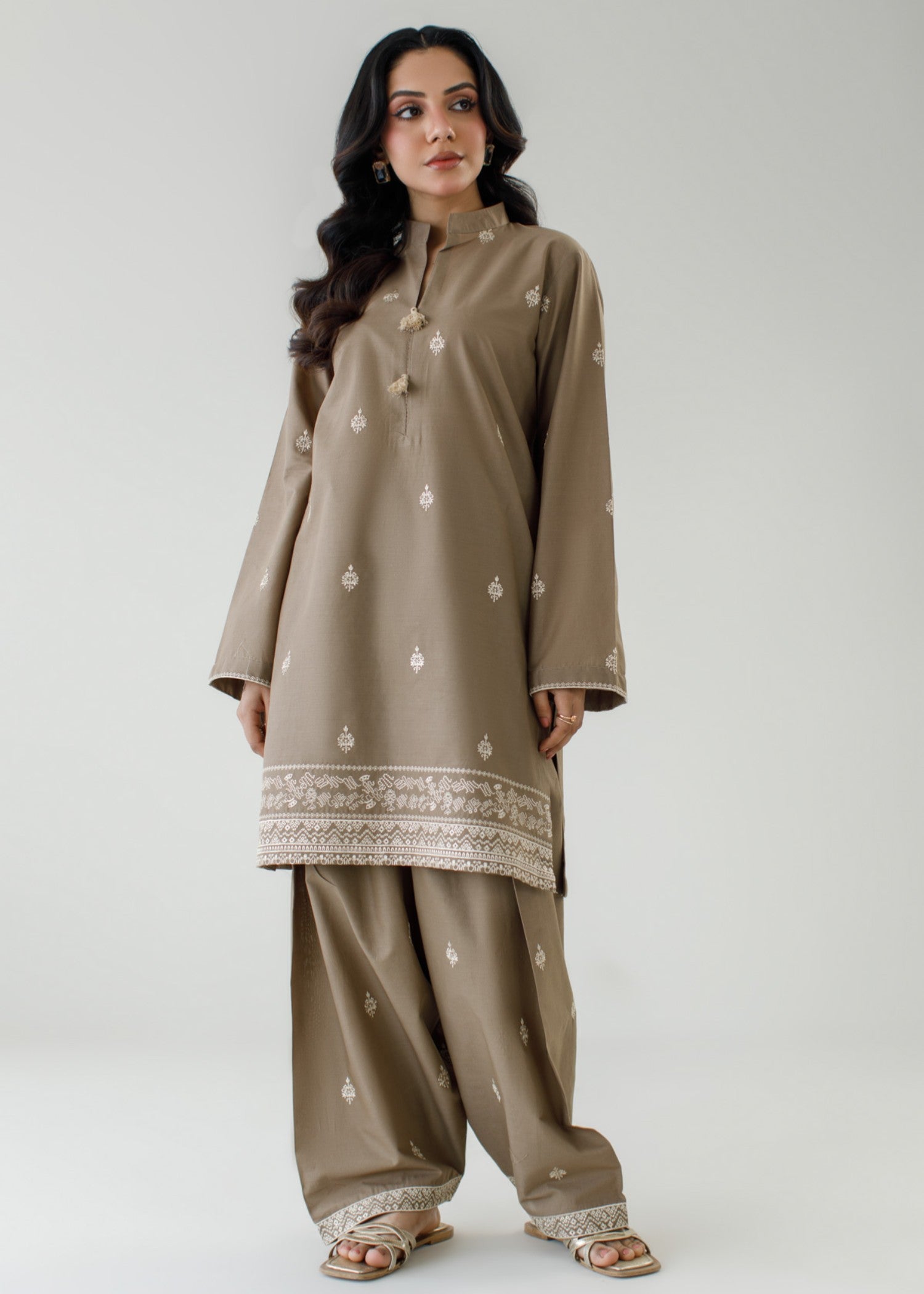 cambric Kurta Set in Camel brown