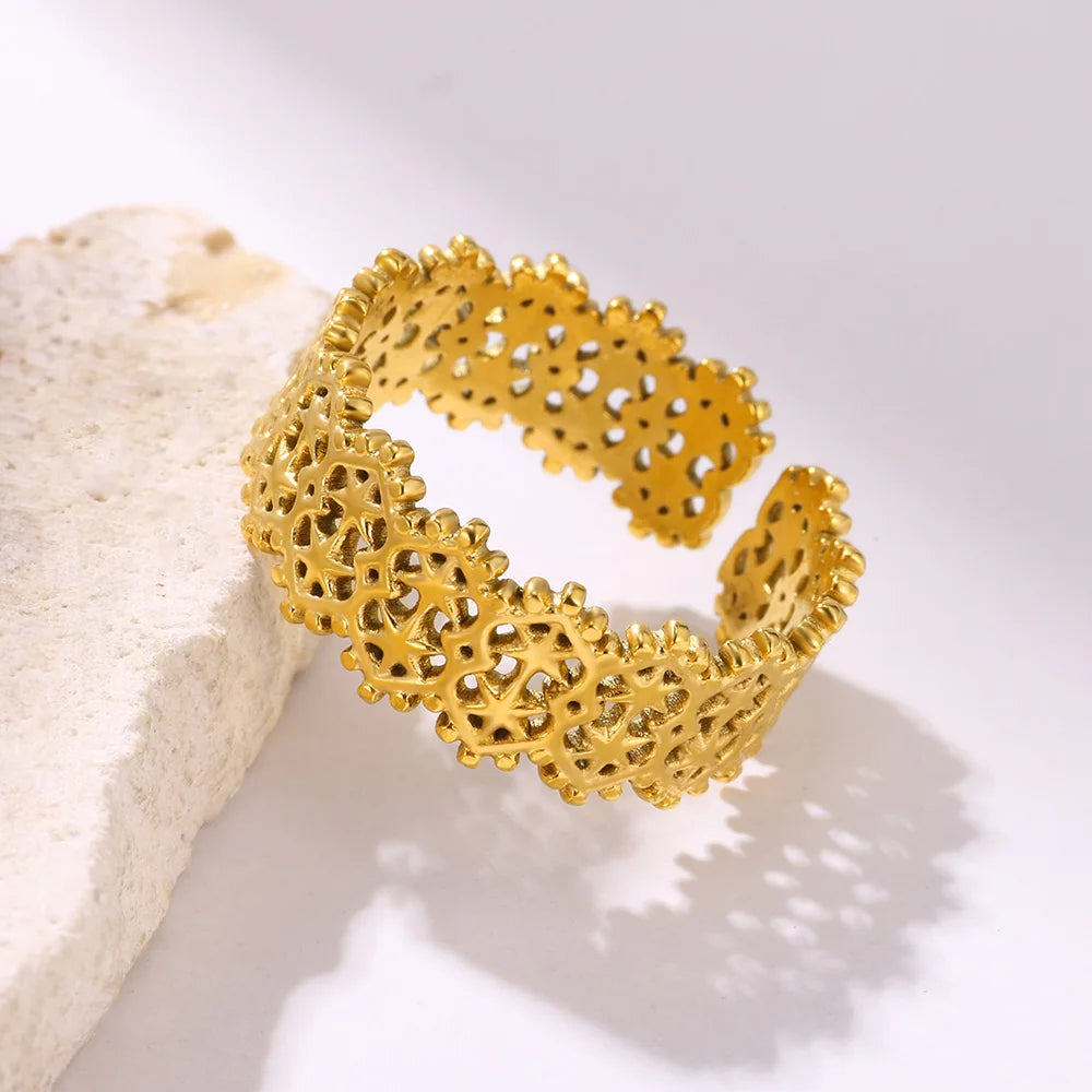 Hollow Flower Rings for Women - Gold Color Stainless Steel Floral Aesthetic Vintage Band