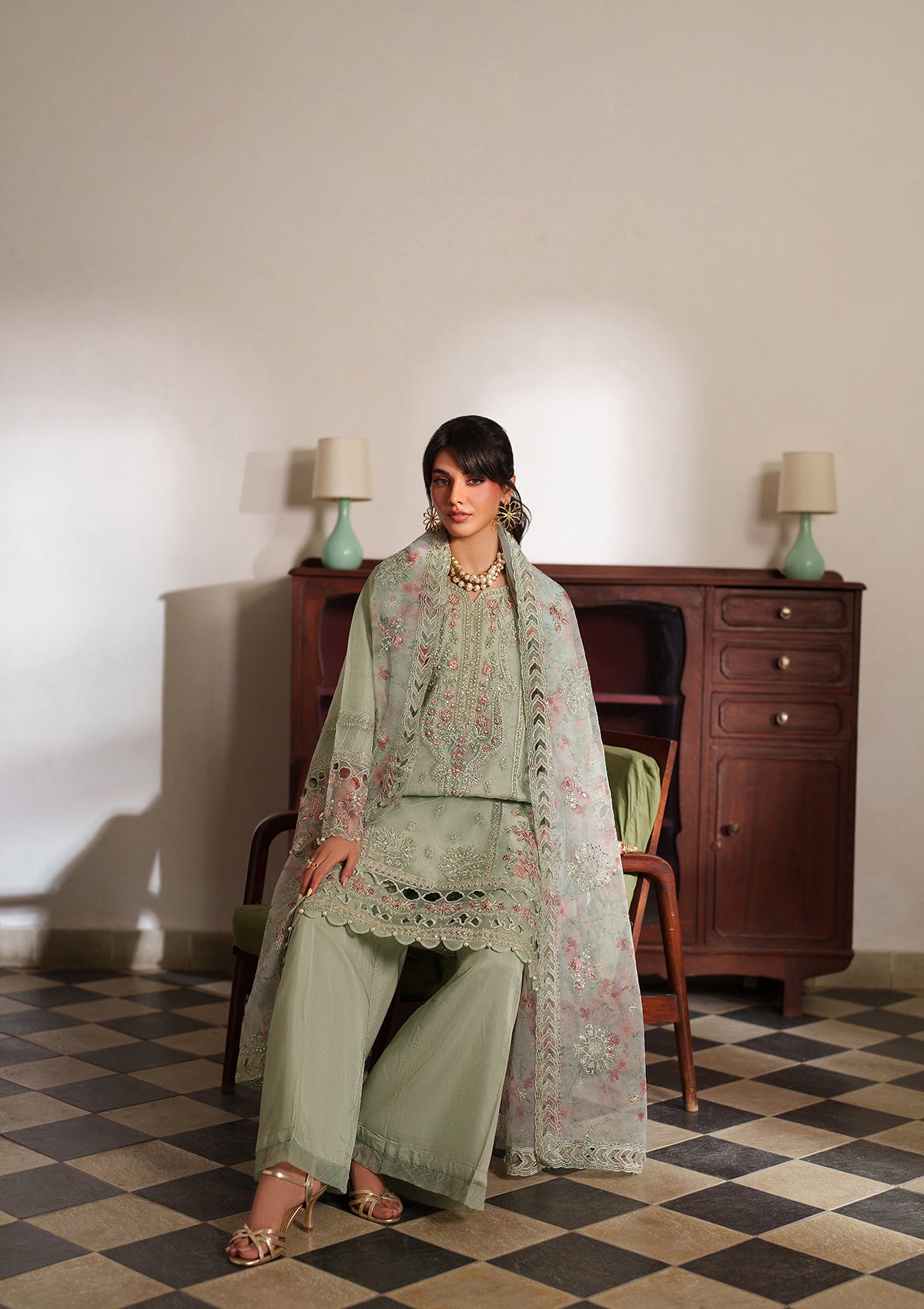 organza Kurta Set in Pistachio green