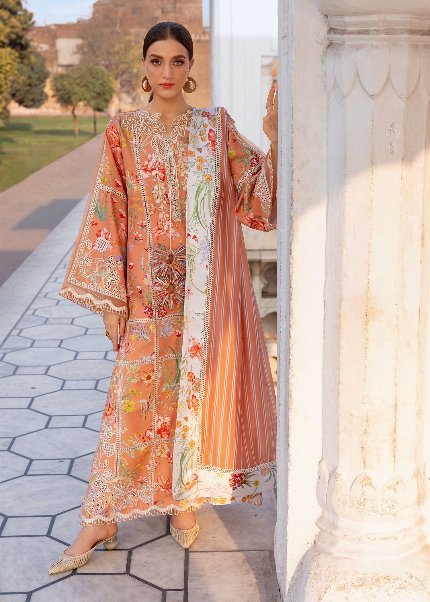 Flow Luxury Lawn – A SUMMER DANCE - D2A