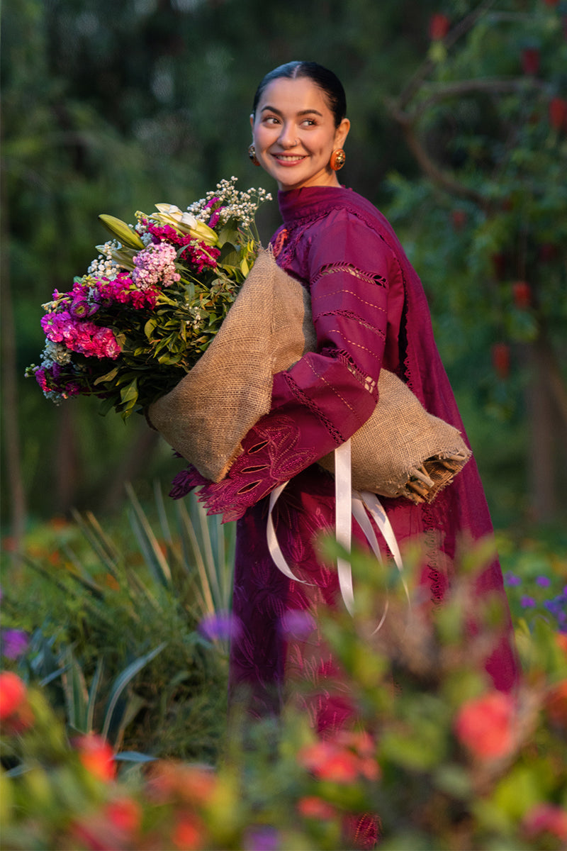 Luxury Lawn Eid Edit – Ayra