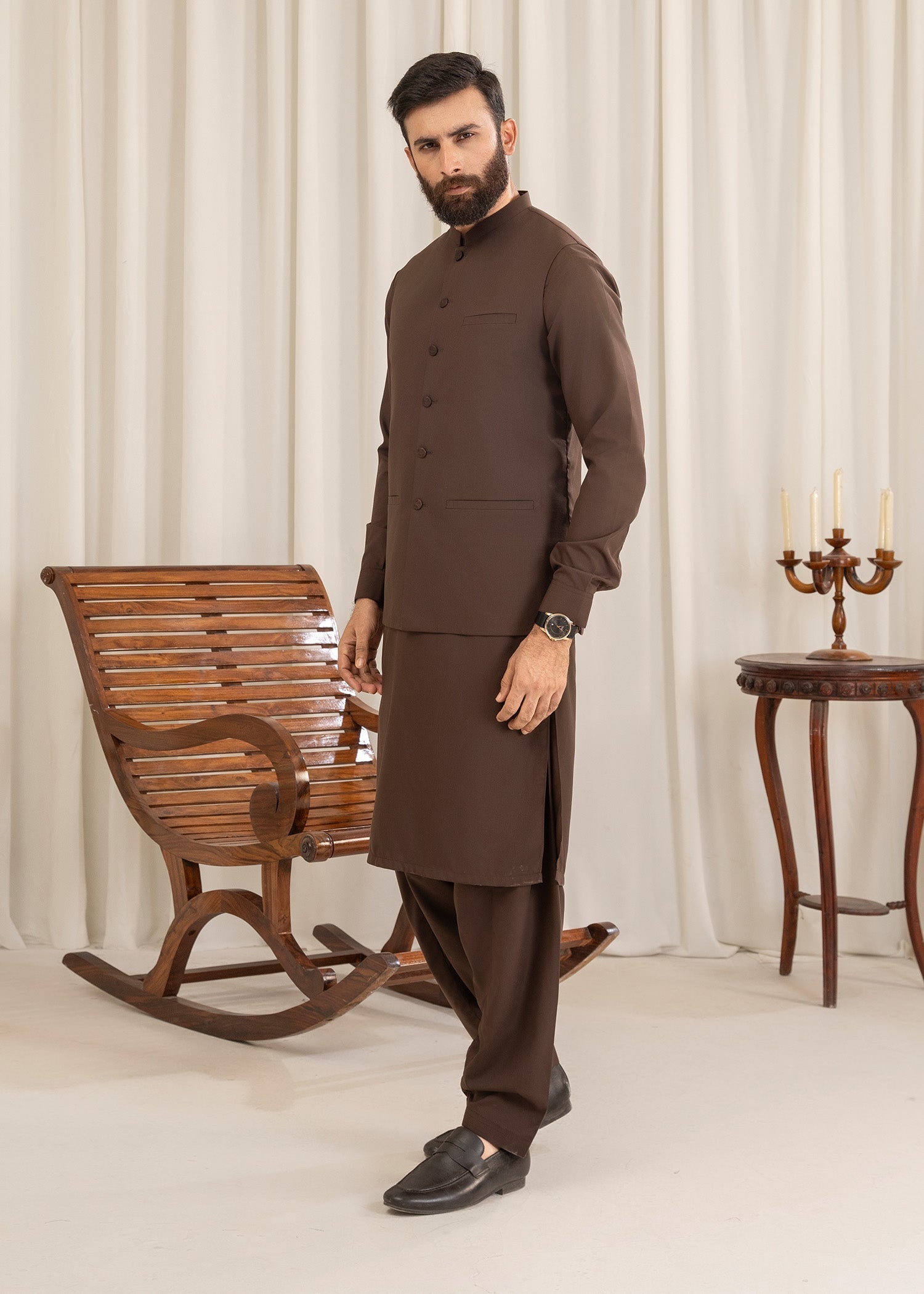 wash & wear Waistcoat in Chocolate brown