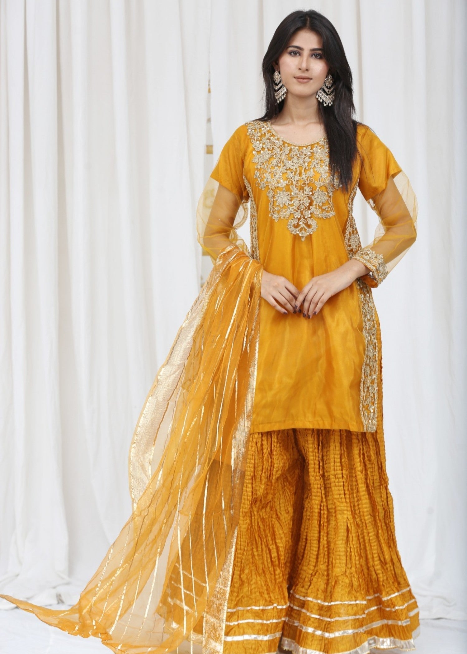 net Sharara in Mari gold