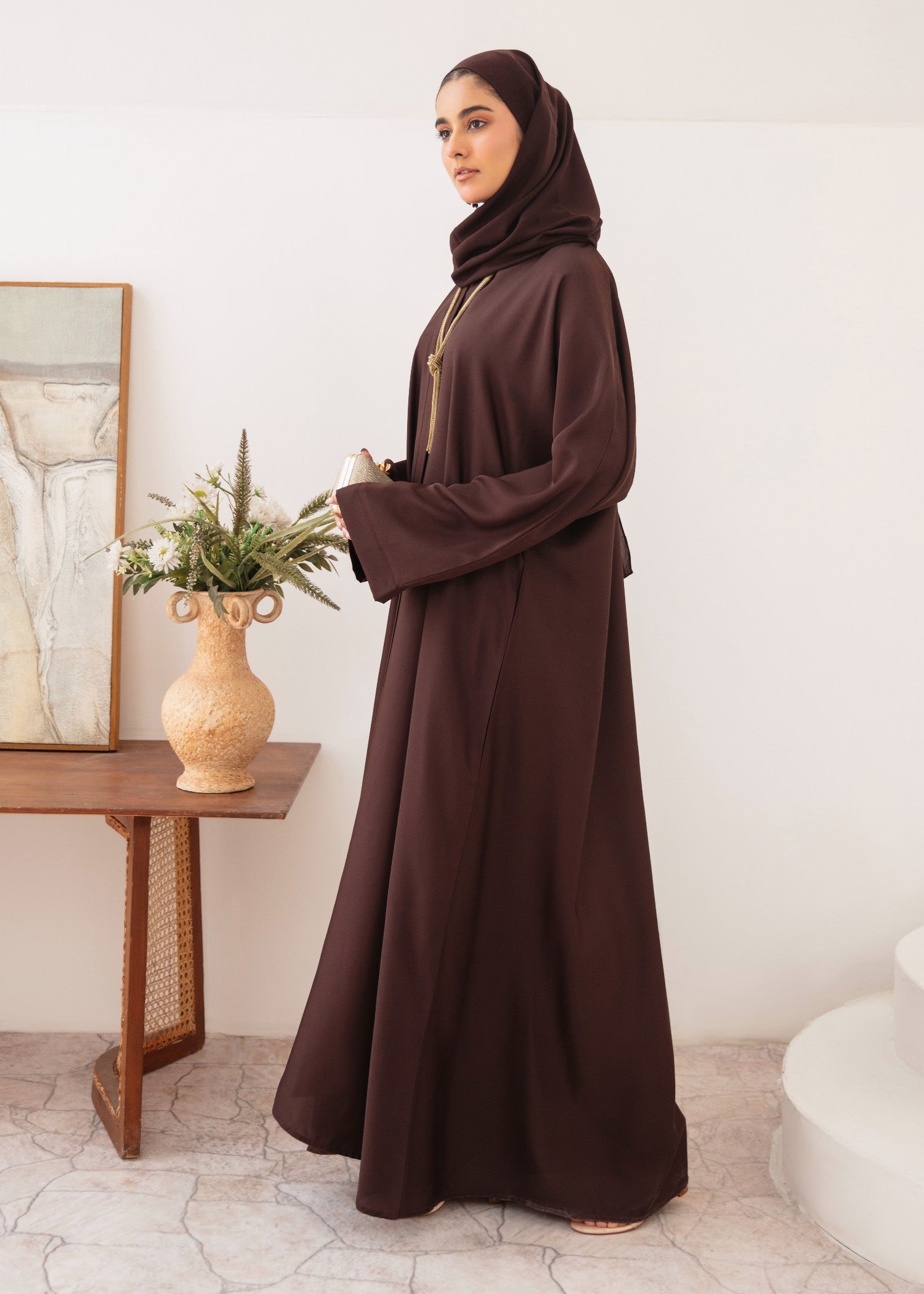 nidha Abaya in Russet brown