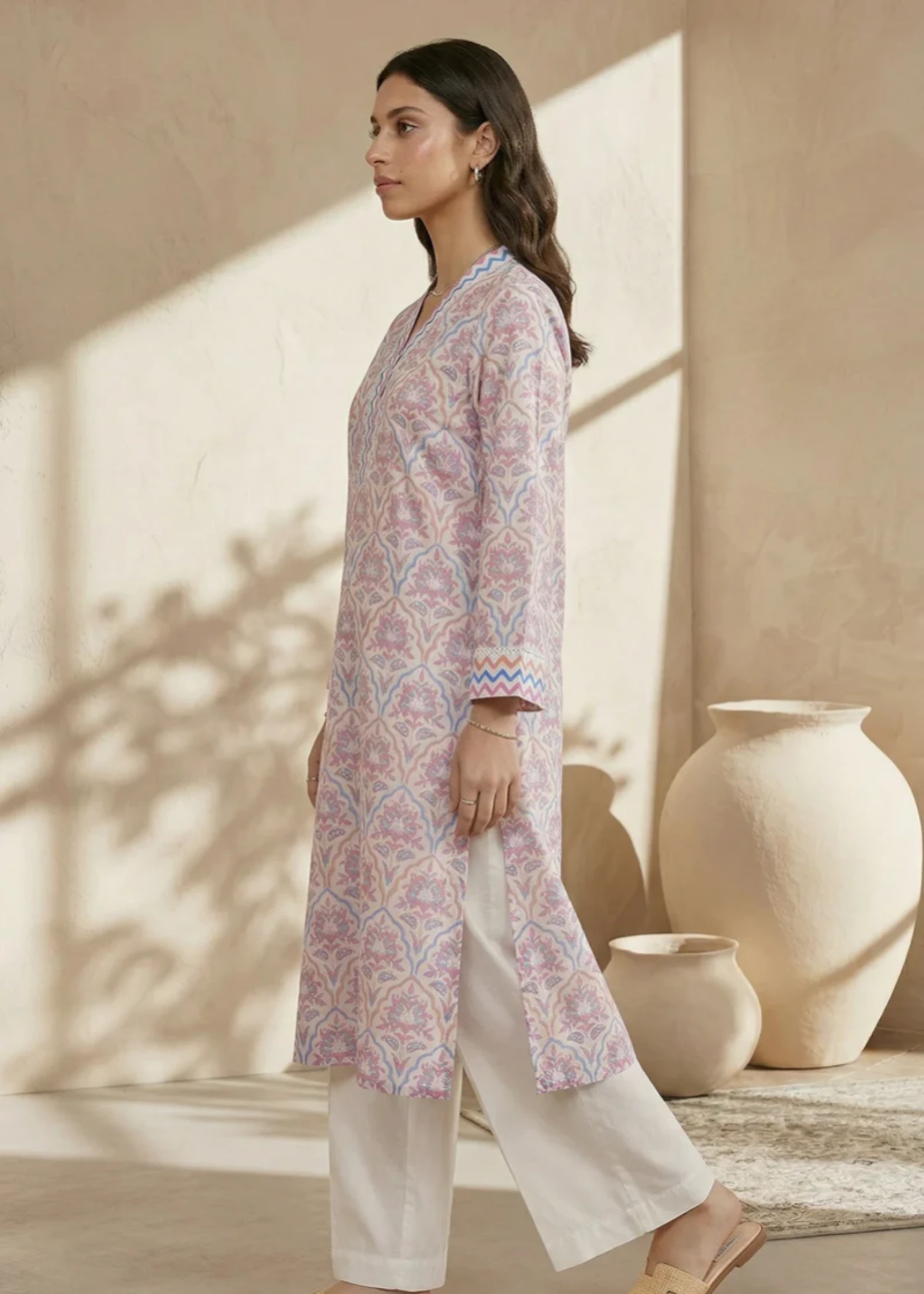 slub lawn Kurti in Multi