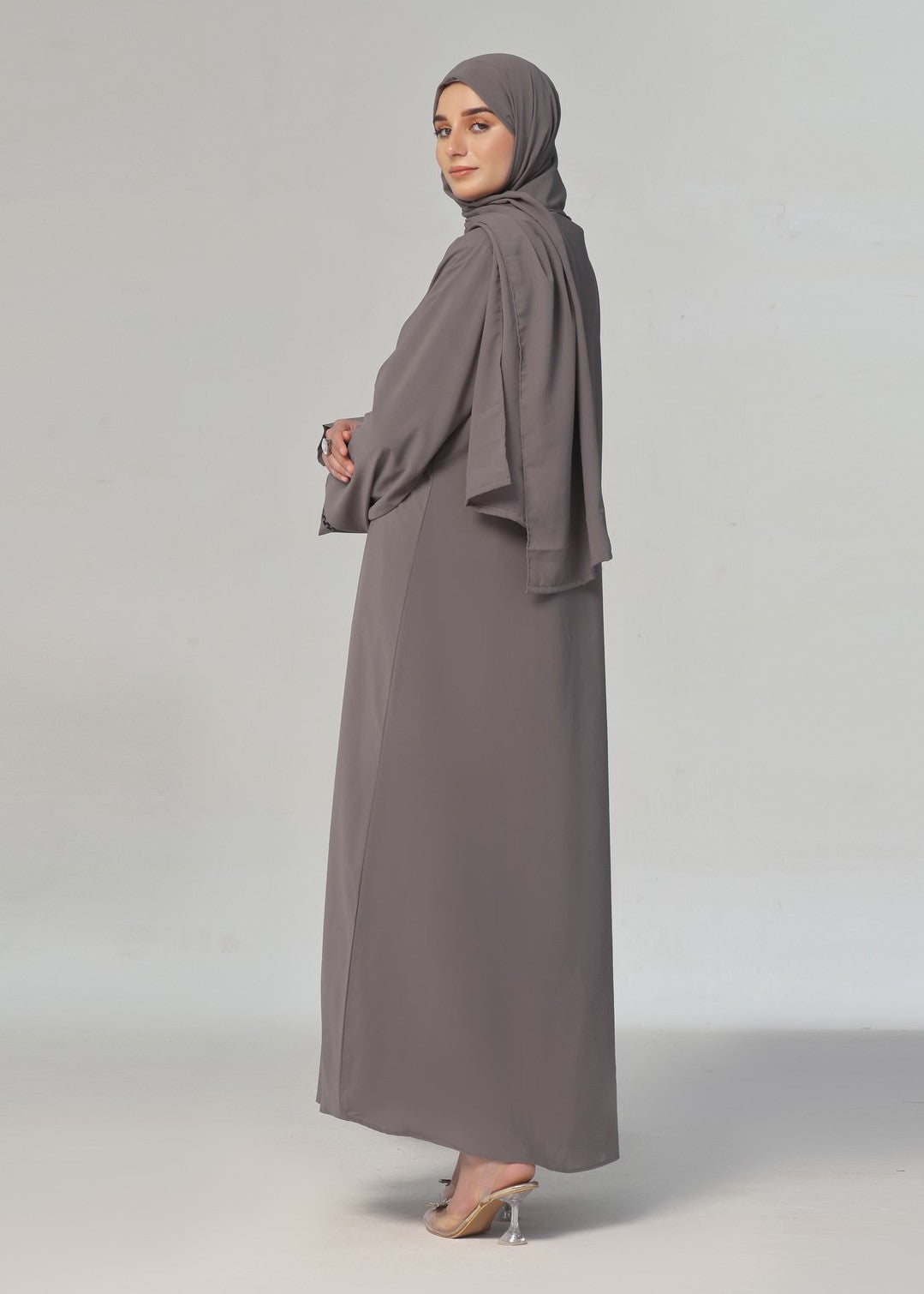 nidha Abaya in Grey