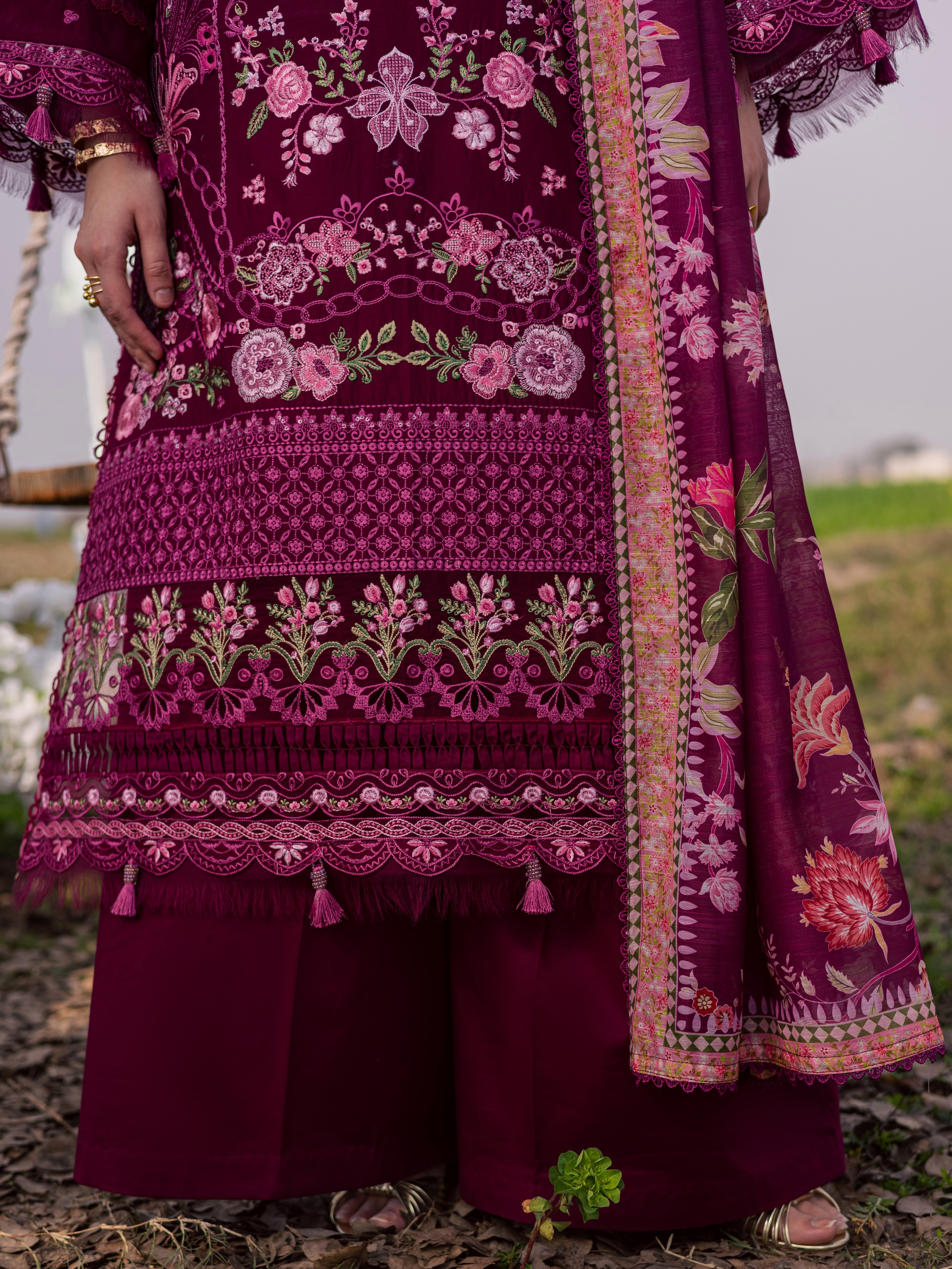 Dil-e-Raqsum Lawn – DQ-07