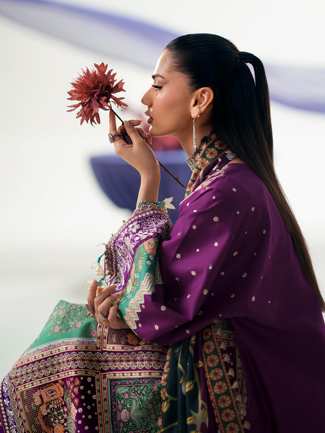 Amour Luxury Lawn – 186-A