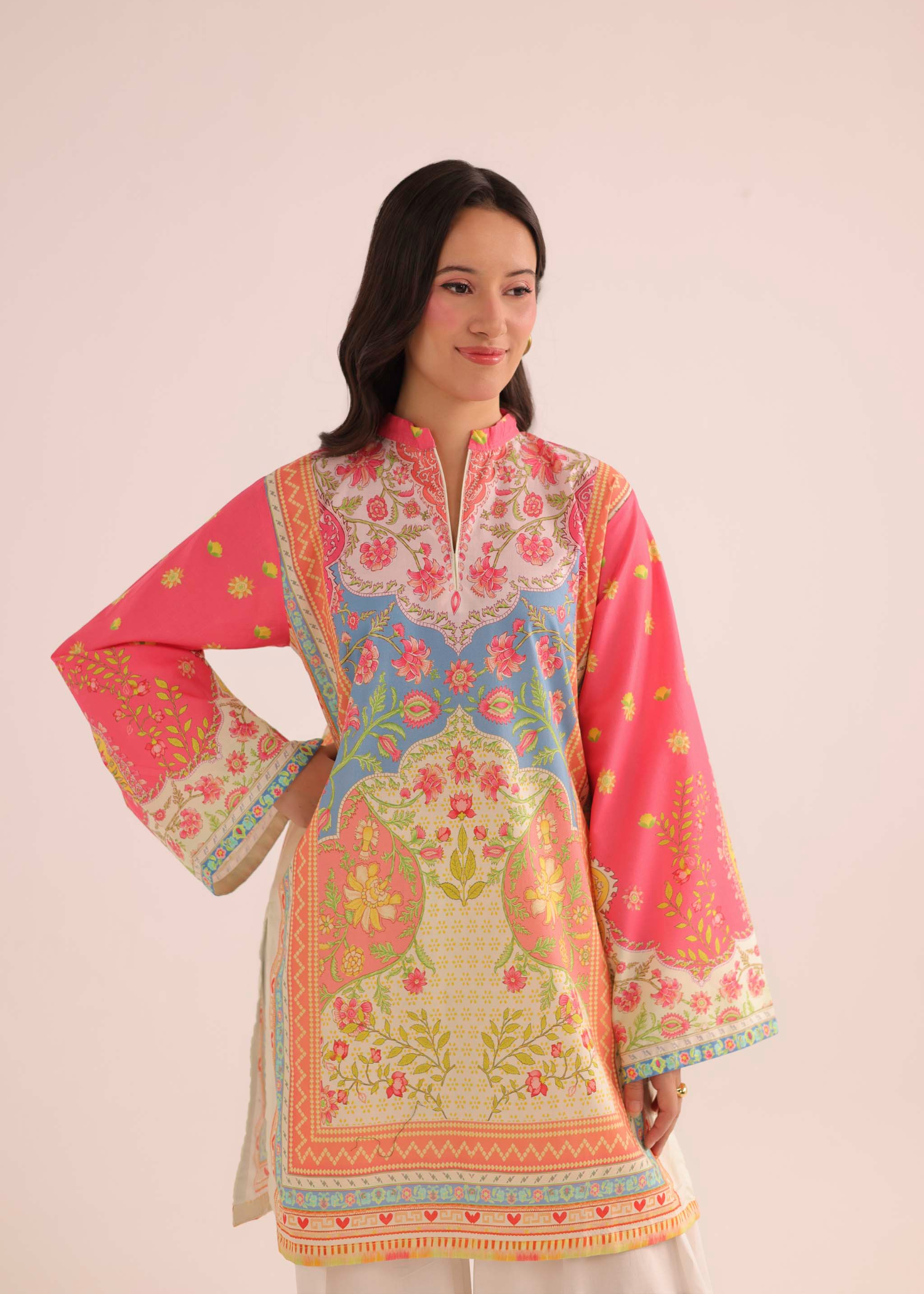 poly lawn Kurti in Multi