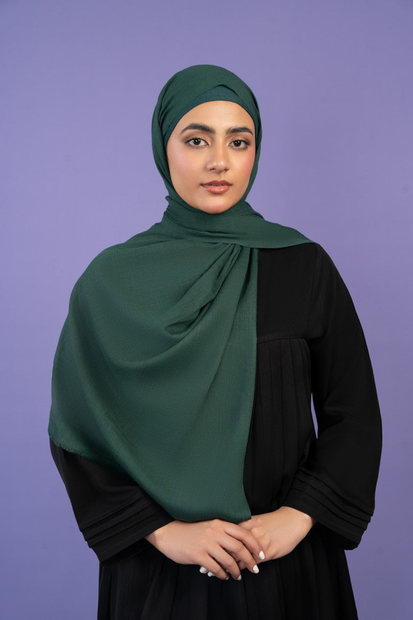 slub lawn Hijab in Bottle green