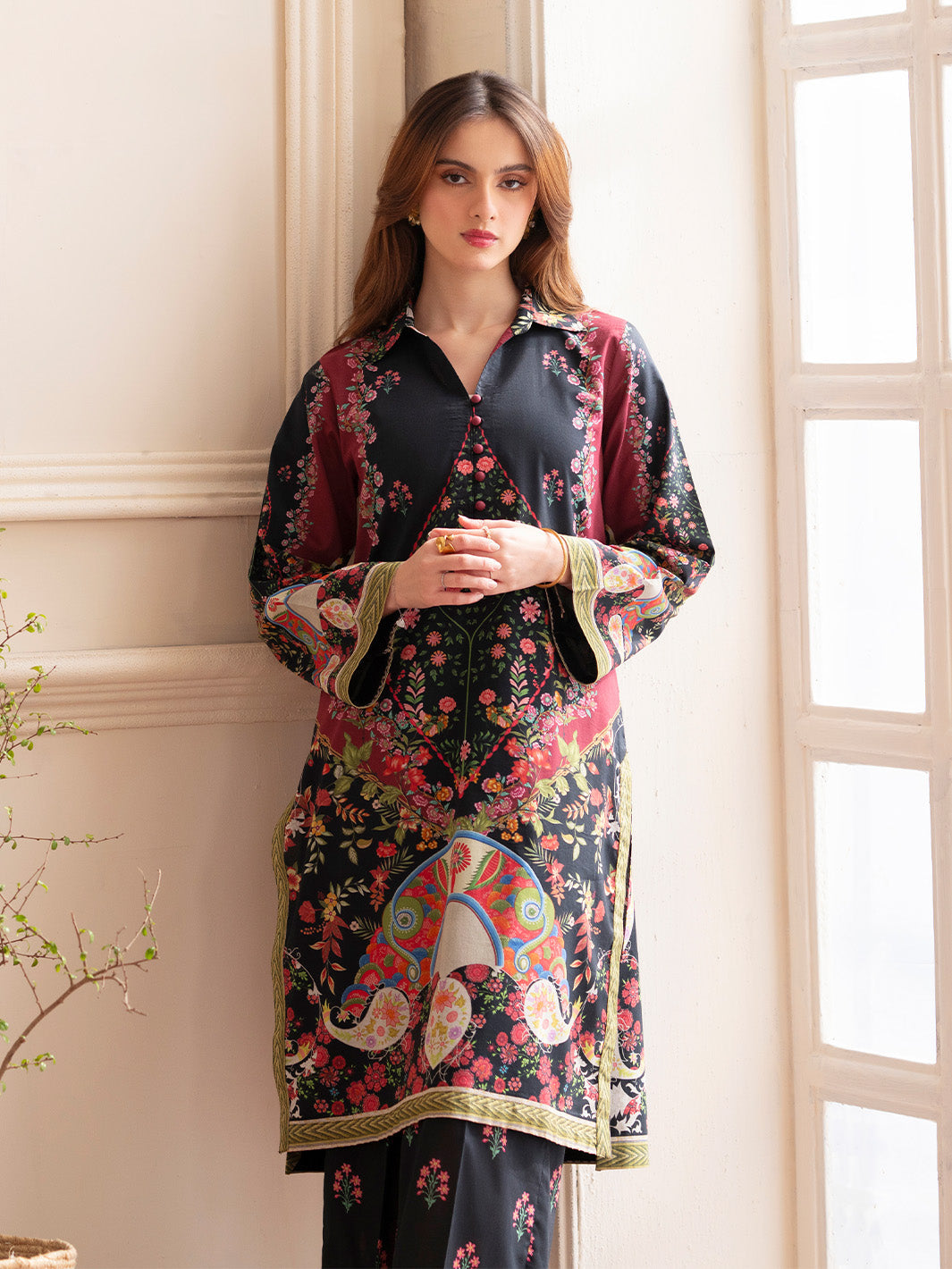Noir 2PC Lawn – N-08