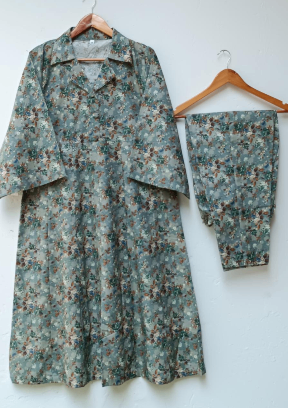 khaddar Short Frock in Dim grey