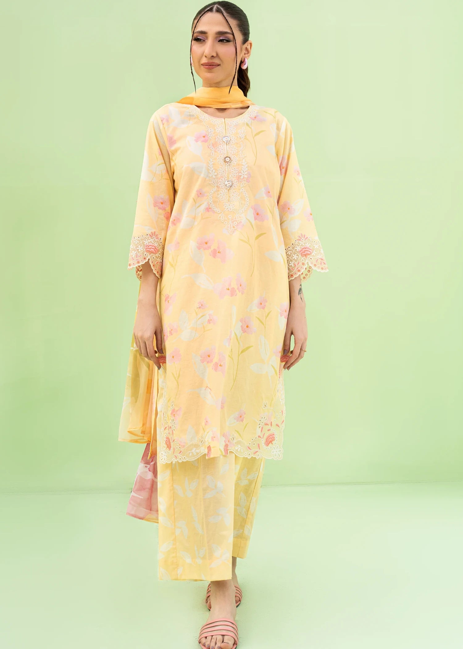cambric Kurta Set in Butter, floral white, cherry blossom pink
