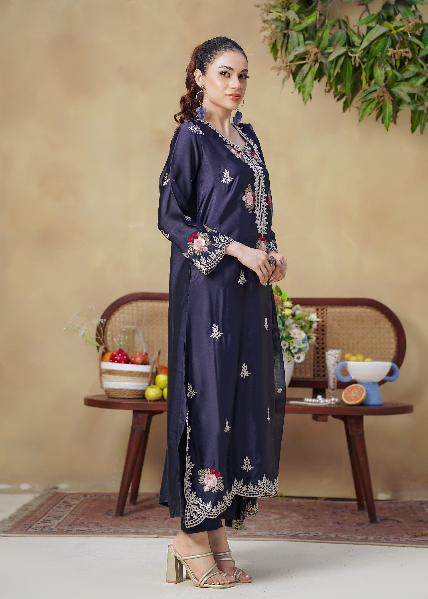 silk Kaftan in Navy blue
