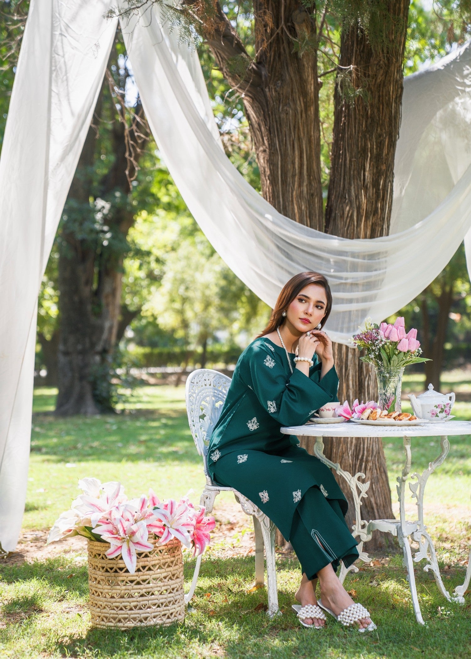 textured lawn Kurta Set in Pine green