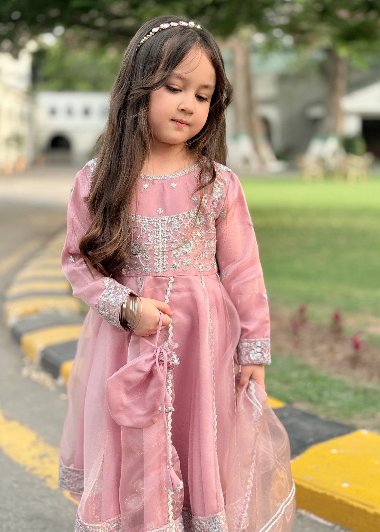 tissue Pishwas in Baby pink