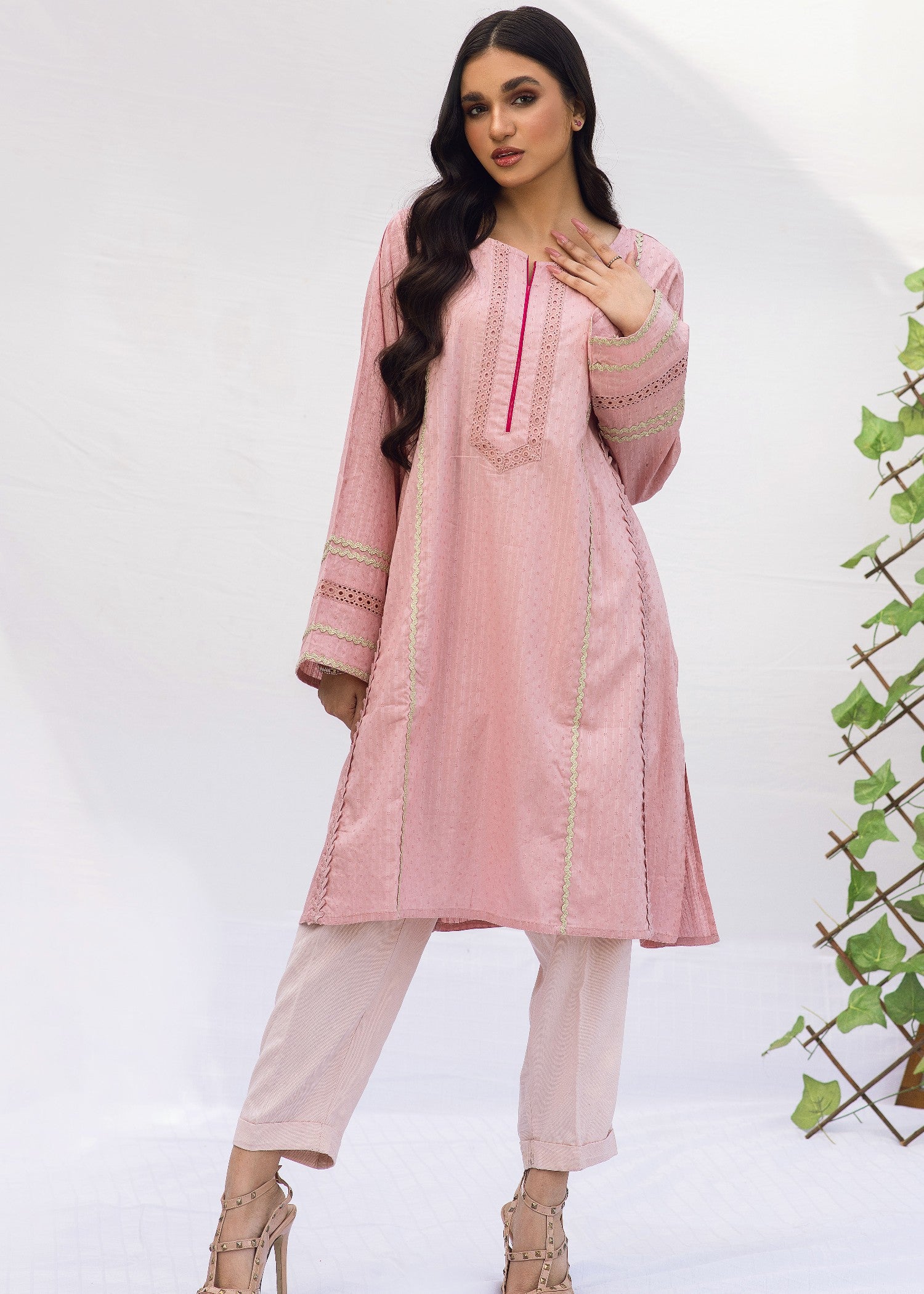 textured lawn Kurti in Tea rose pink