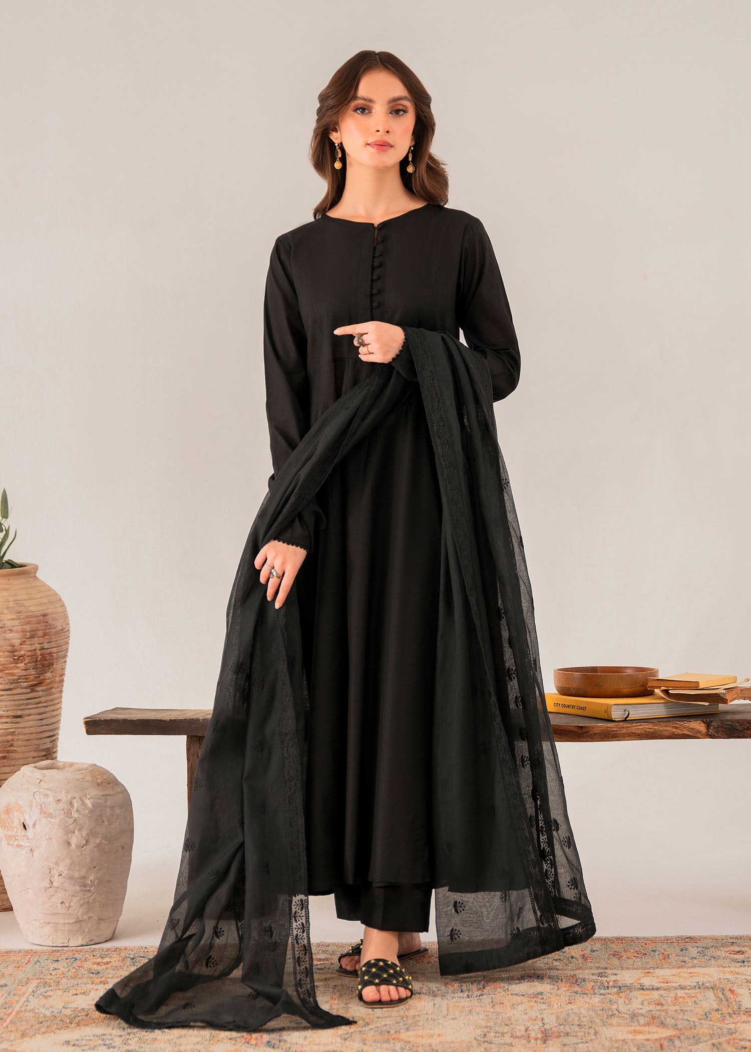 chambray Pishwas in Black