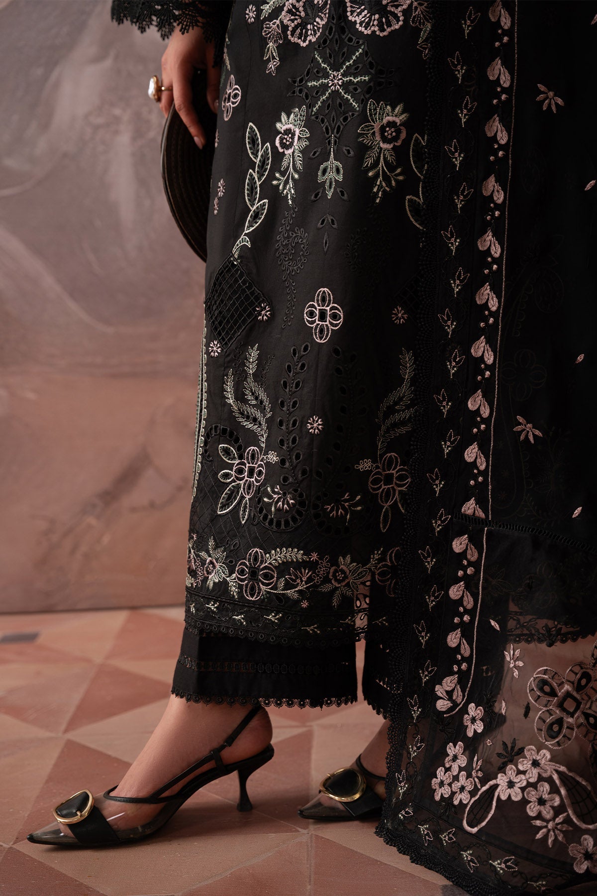 Feya Lawn – FE-24 - Rhea