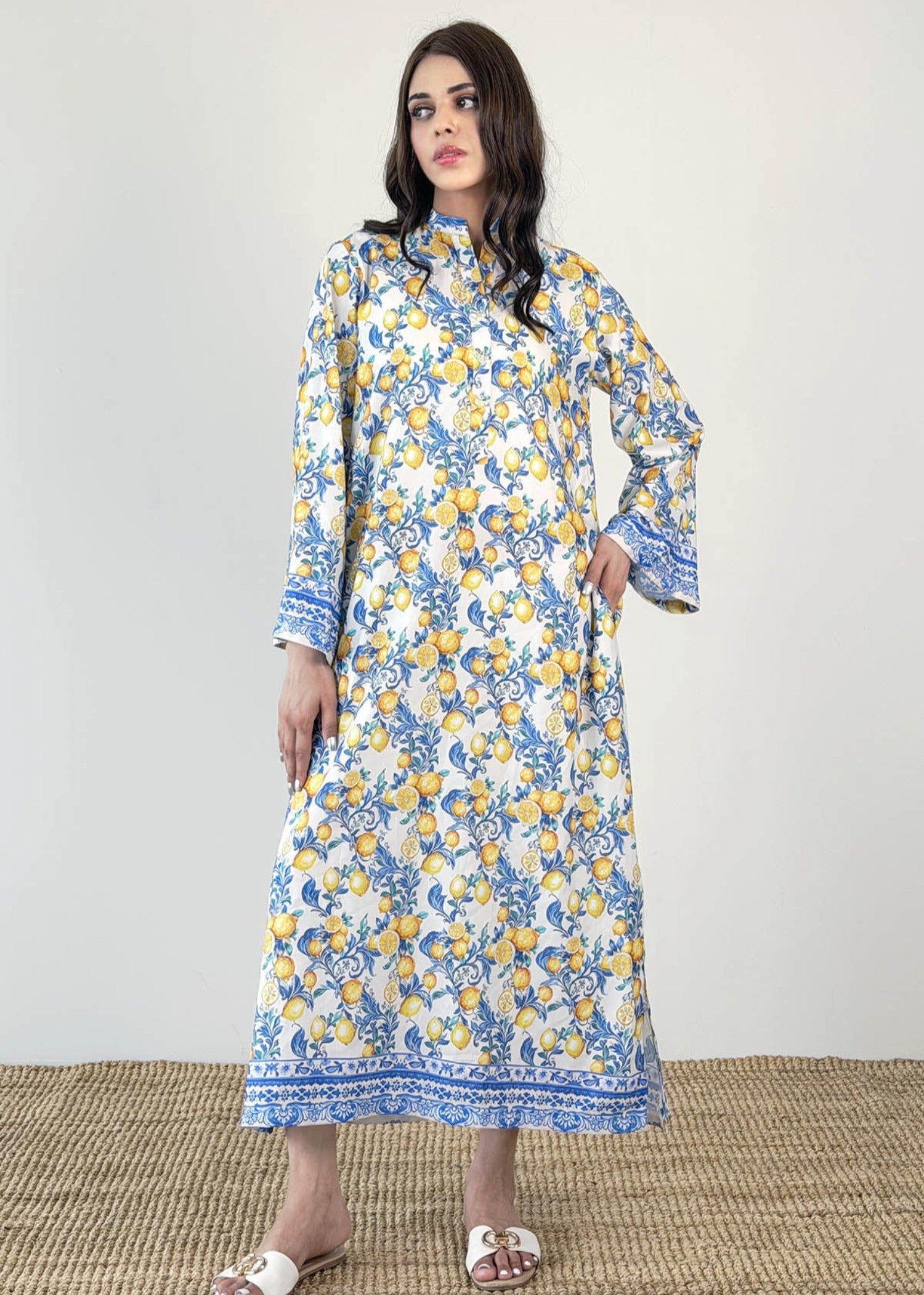 crepe Kaftan in Multi