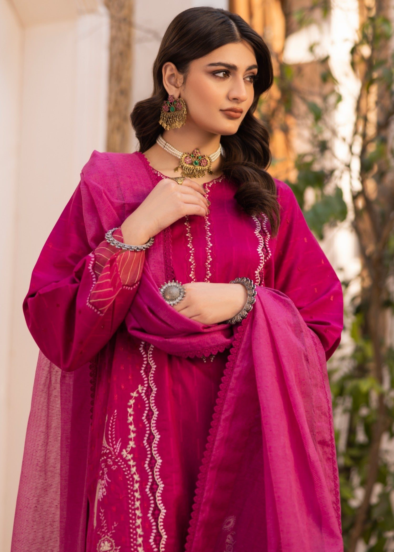 jacquard Unstitched in Shocking pink