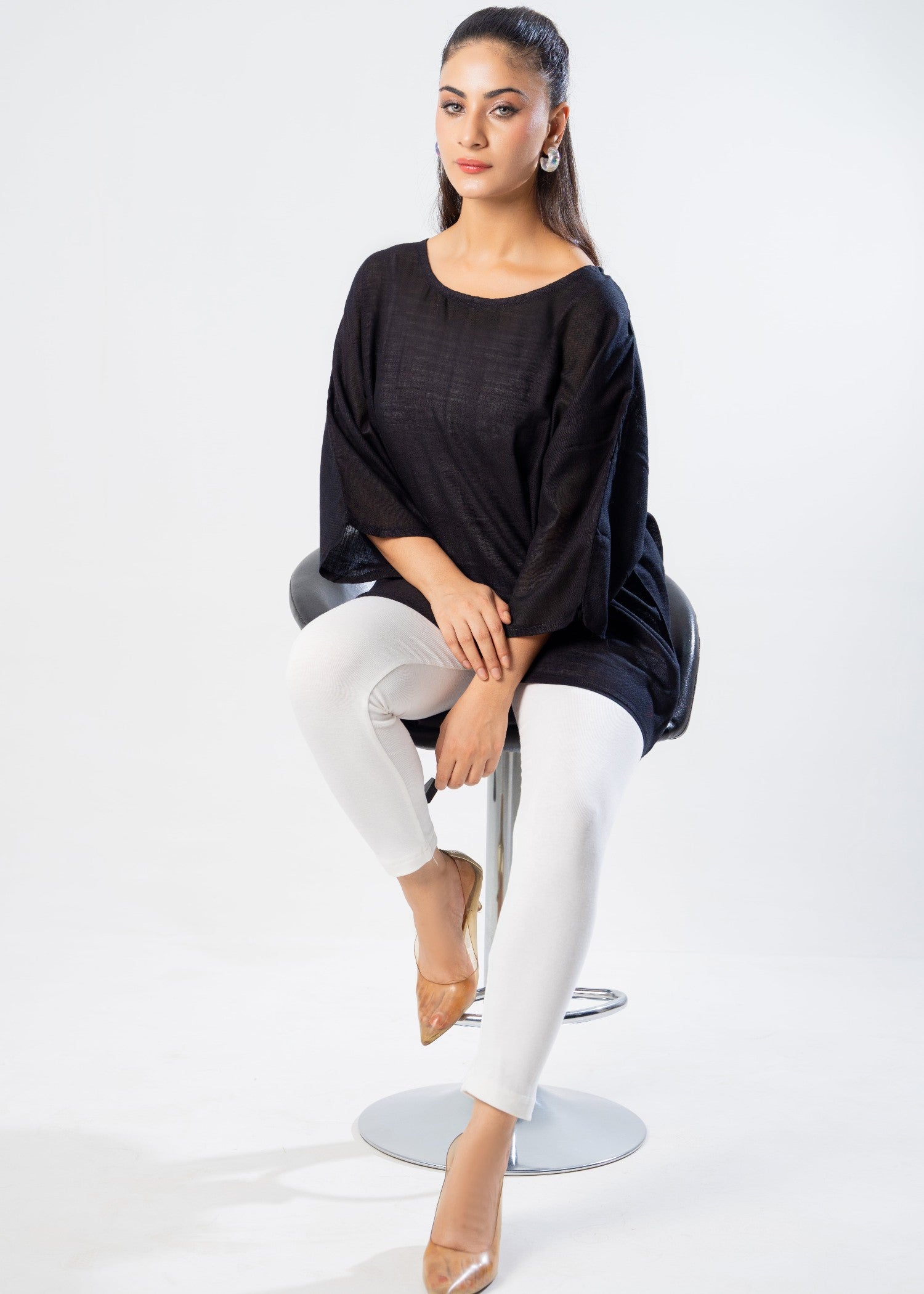 slub lawn Top in Jet black