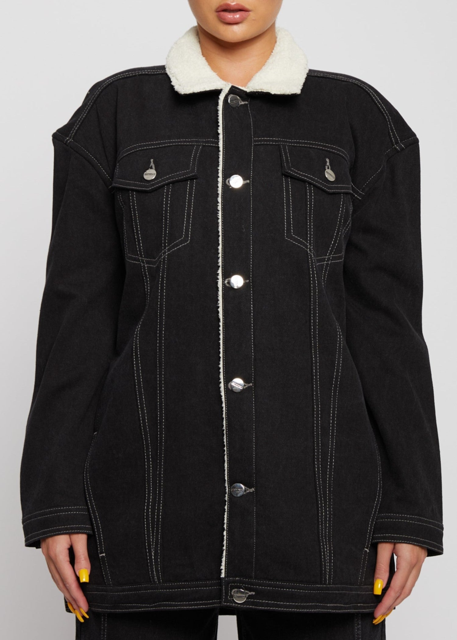 denim Jacket in Jet black