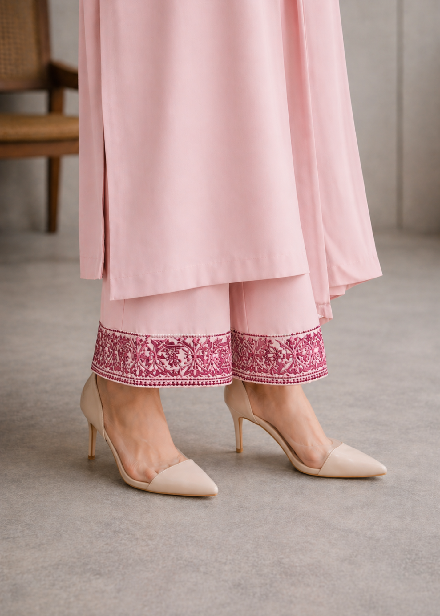 lawn Kurta Set in Baby pink