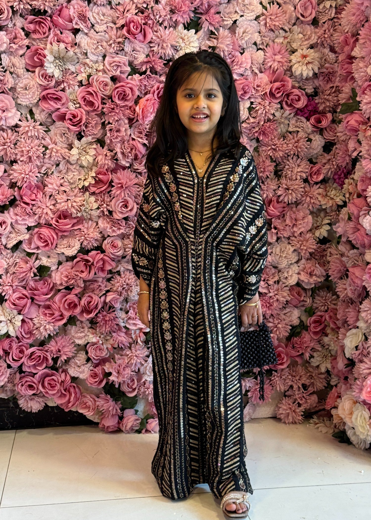 lawn Kaftan in Black
