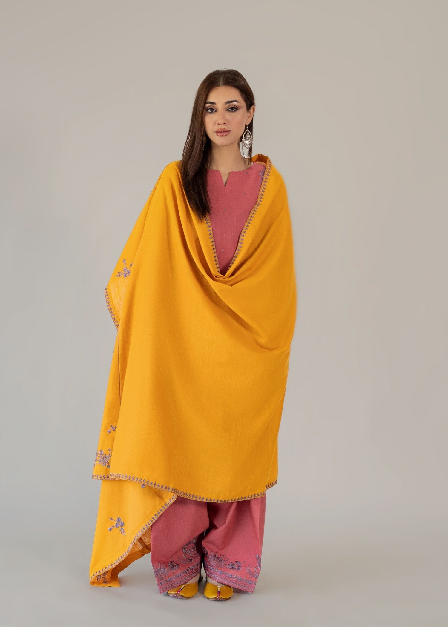 slub khaddar Kurta Set in Pink