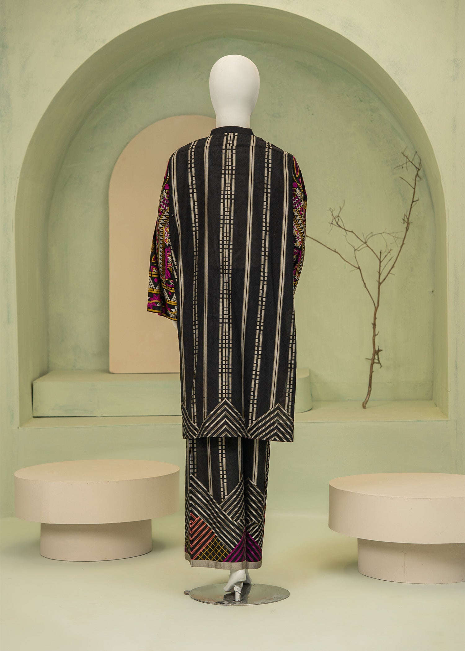 jacquard Kurta Set in Black