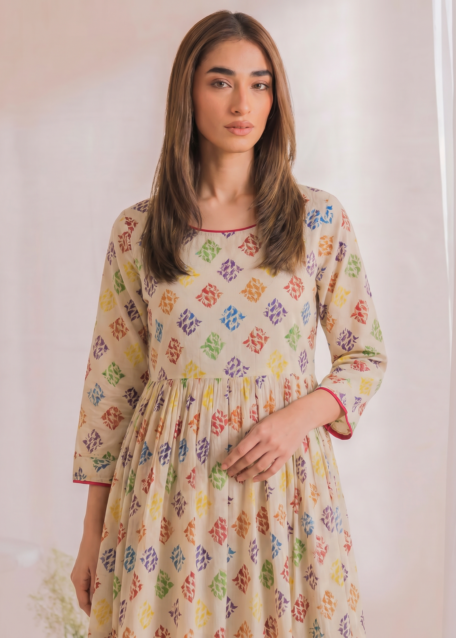 lawn Maxi in Antique white
