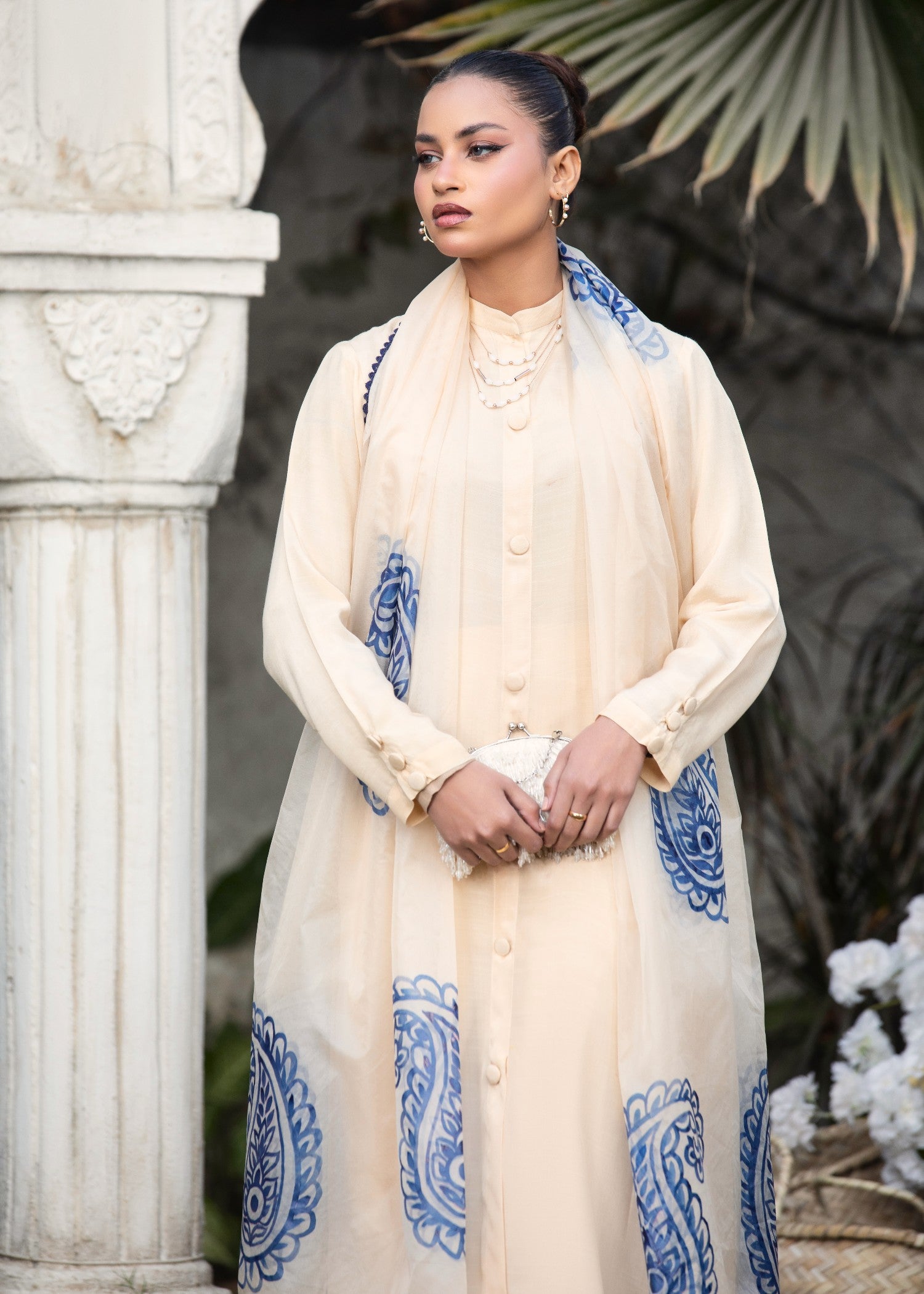 medium silk Kurta Set in Beige
