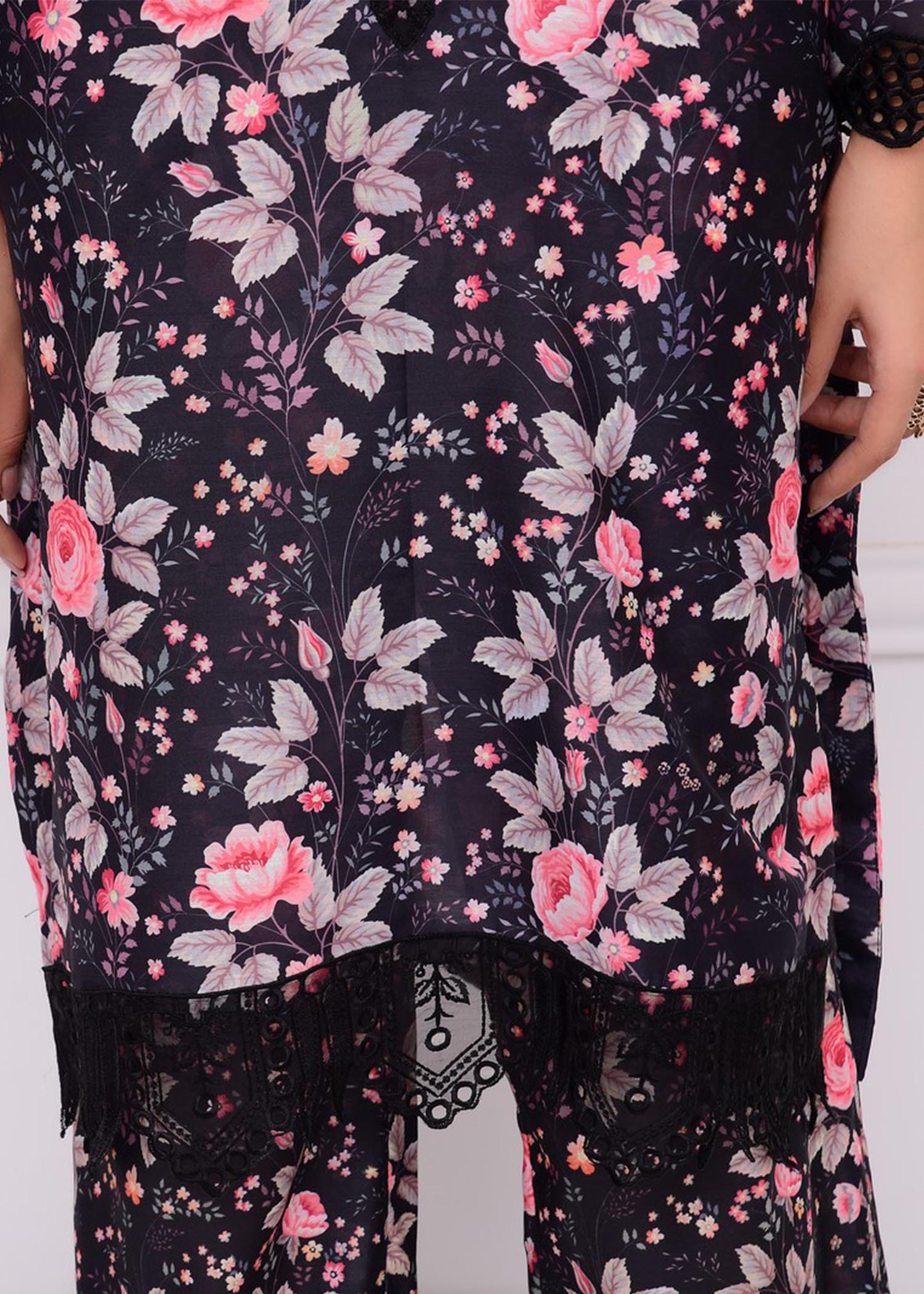 lawn Unstitched in Black