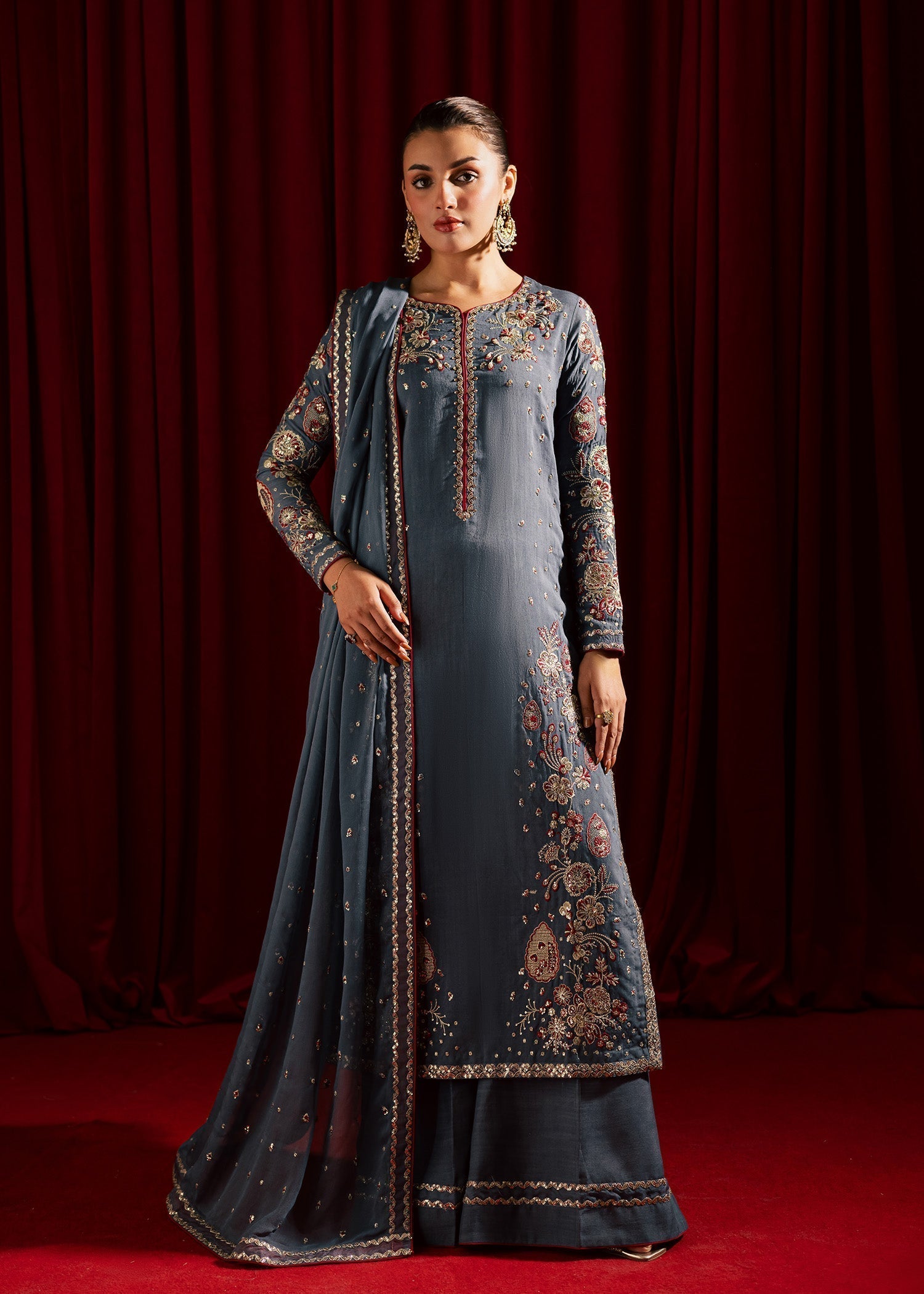 medium silk Kurta Set in Grey
