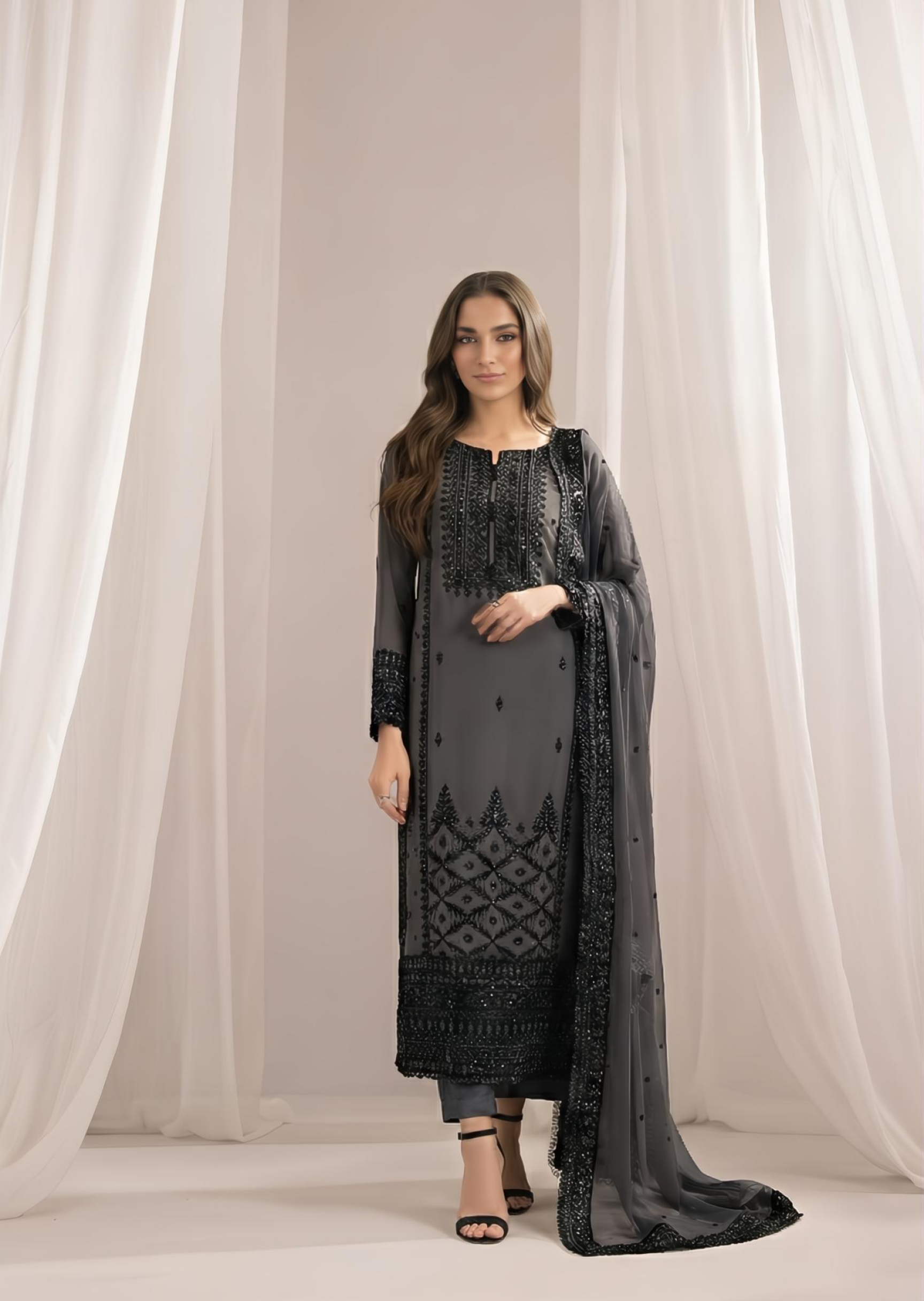 bemberg crinkle chiffon Kurta Set in Grey