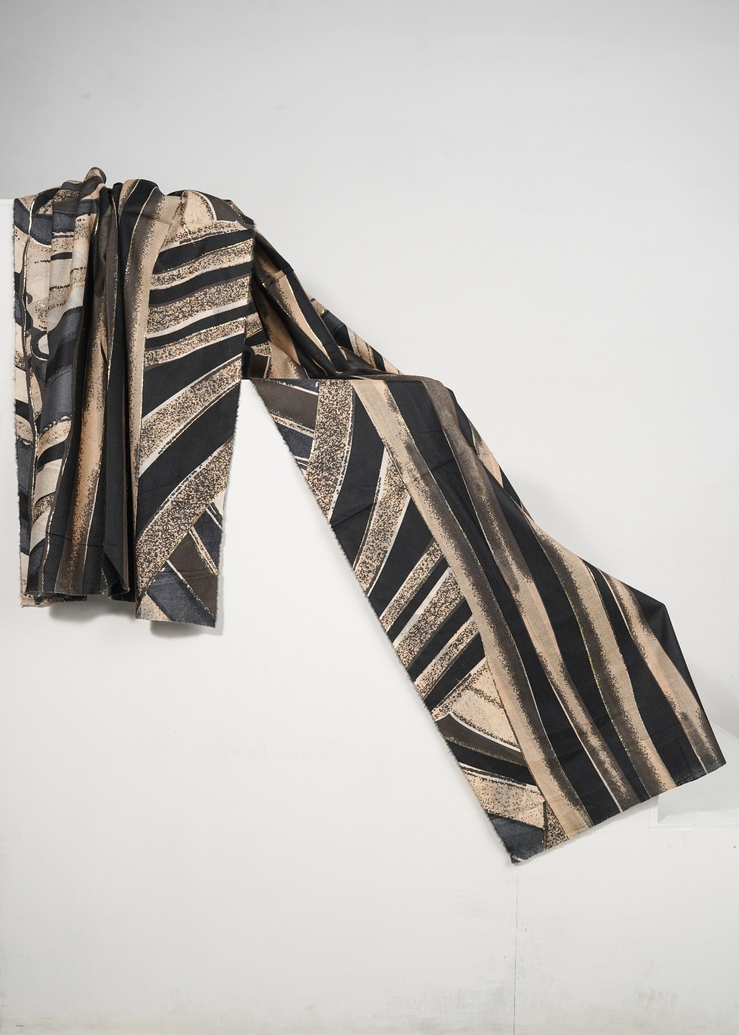 wool Hijab in Multi, jet black