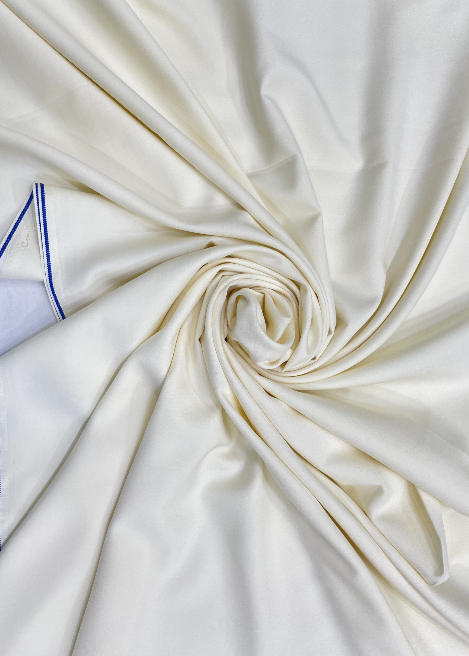 blend boski Unstitched in Cream