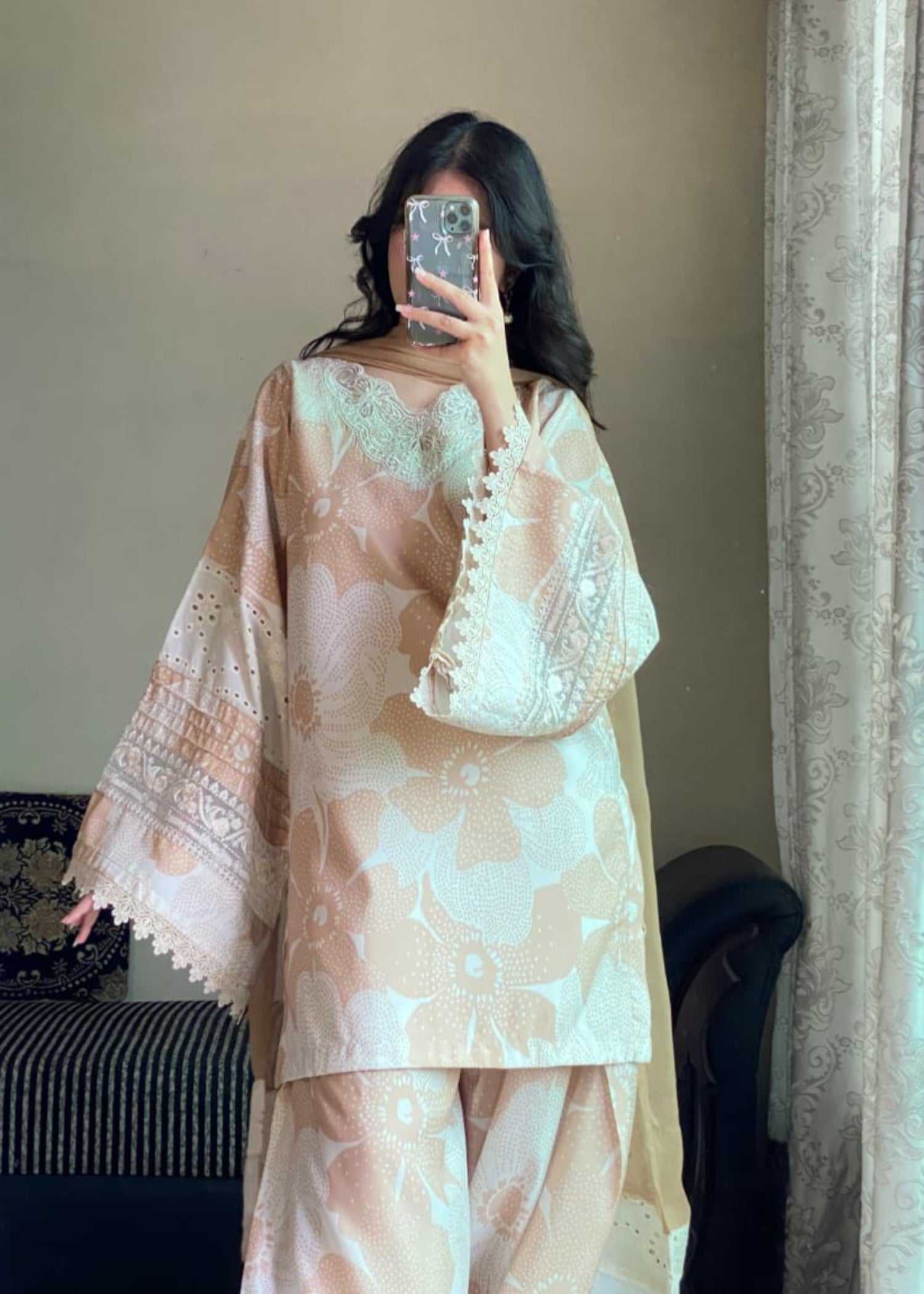swiss lawn Kurta Set in Buttercream