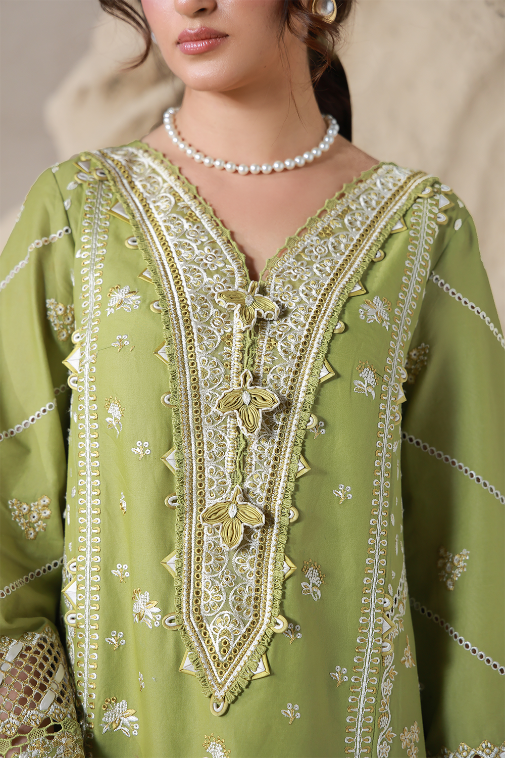 Saagar Festive Luxury Lawn – MAYA (AL-08)