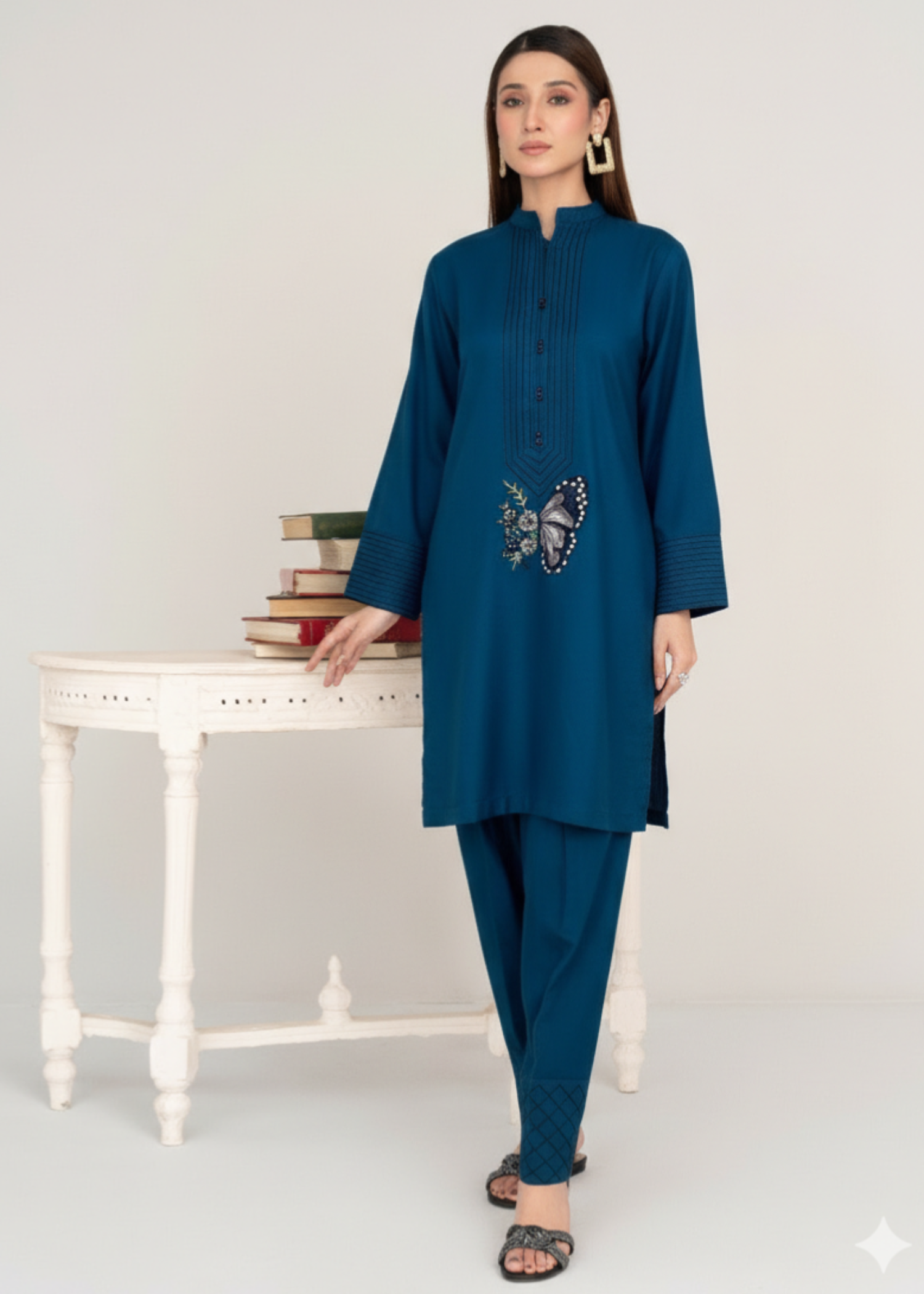 dhanak Kurta Set in Steel blue